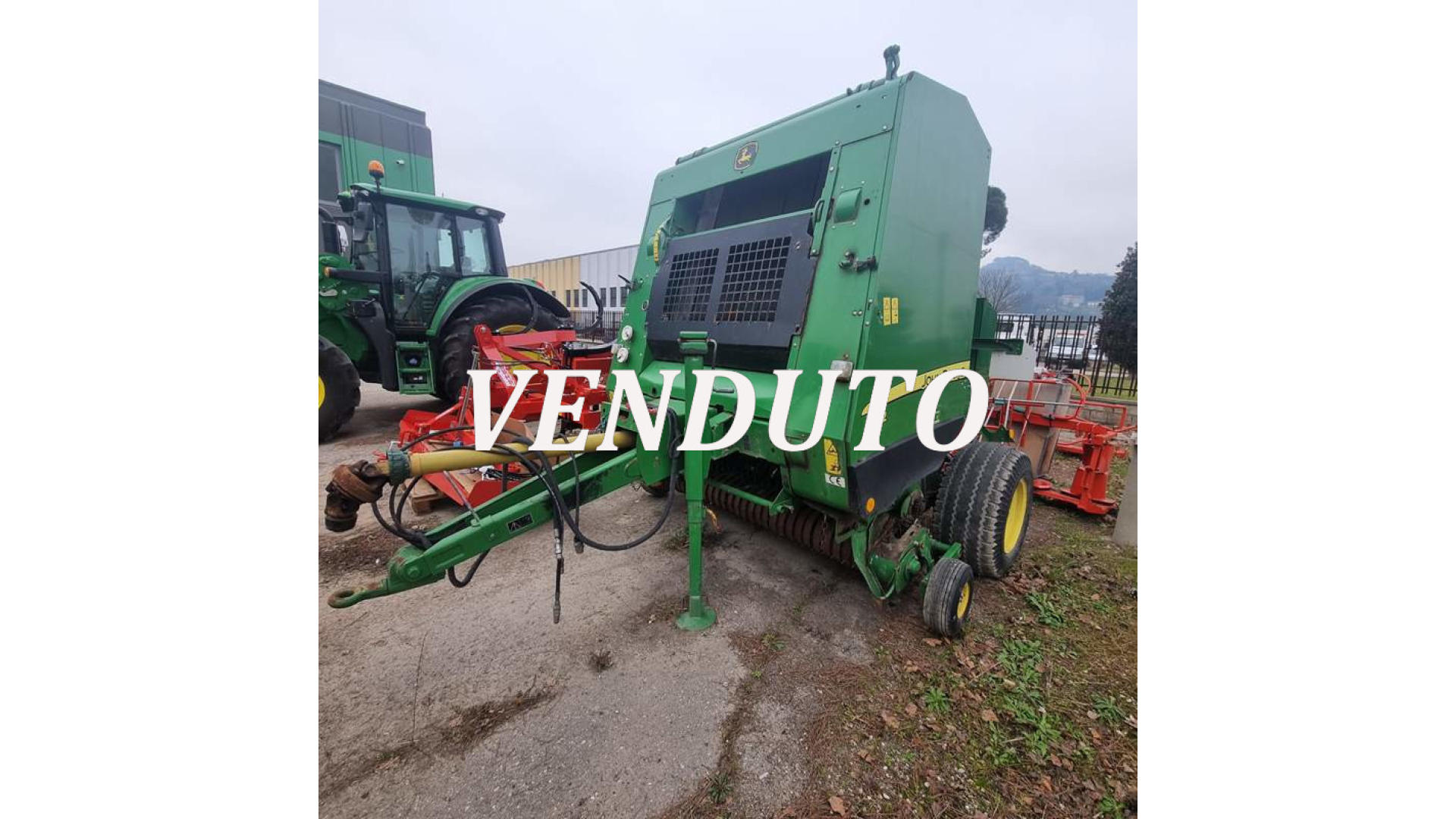 Rotopressa John Deere 852 usata