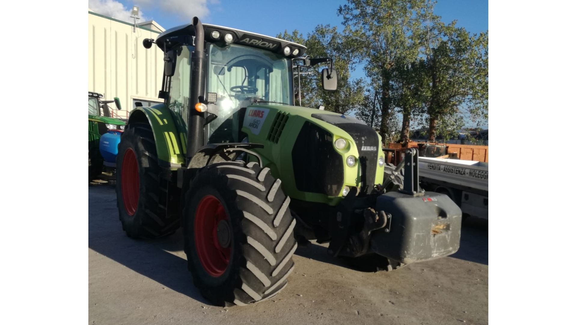 Trattore Claas Arion 640 CIS usato