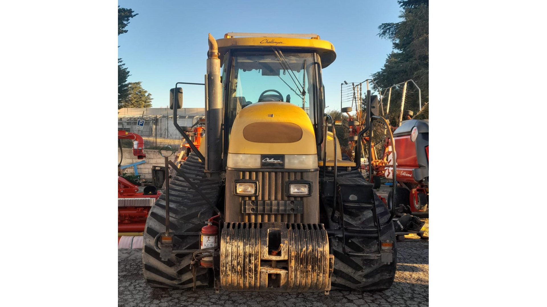 Trattore Challenger MT 765B usato