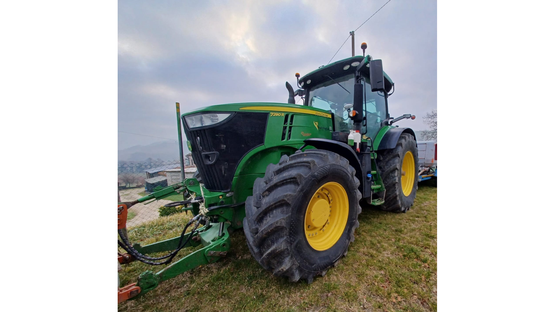 Trattore John Deere 7290R usato
