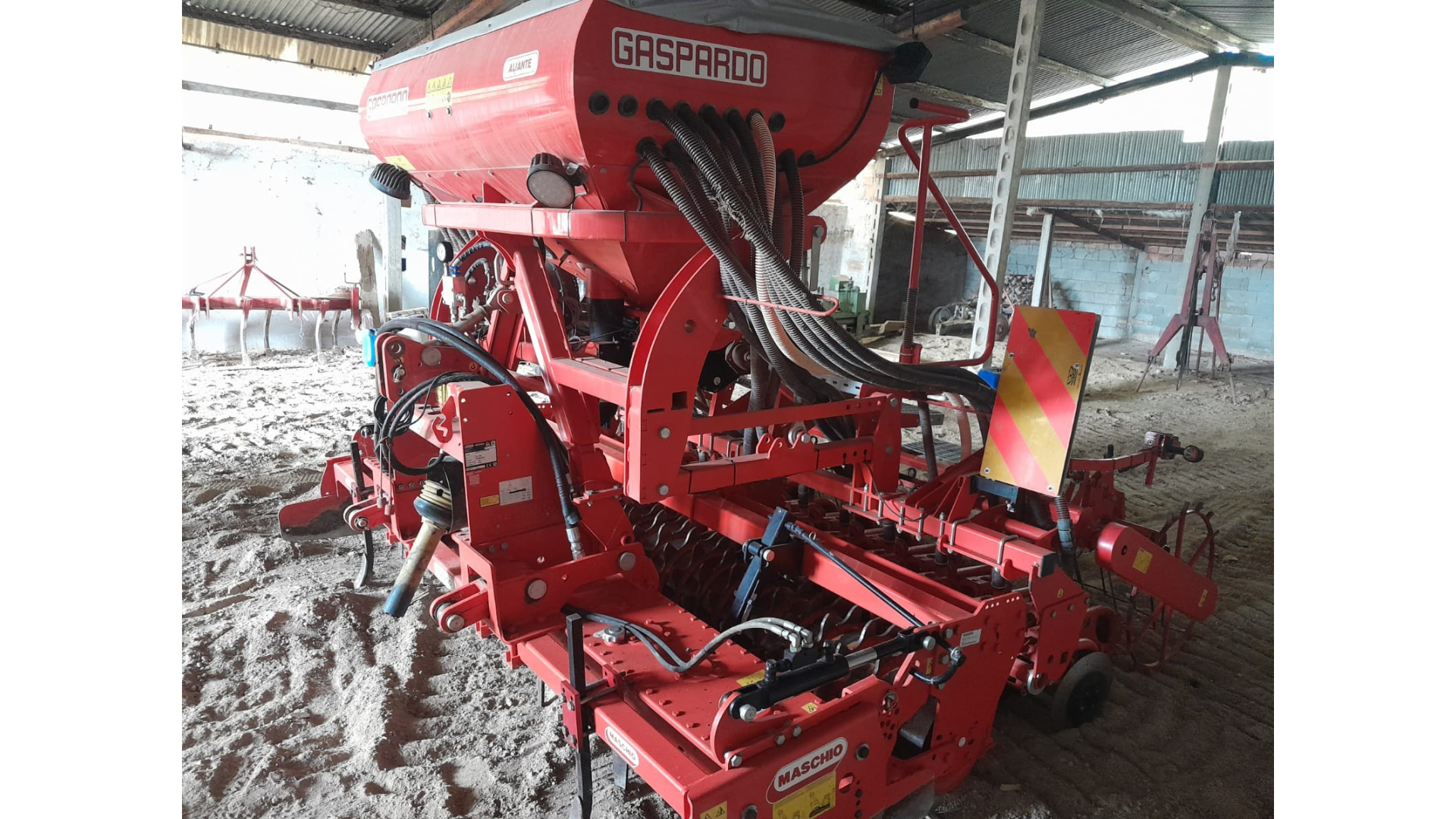 Seminatrice Combinata Maschio Gaspardo Usata: CENTAURO / PA2 / AQUILA 5000