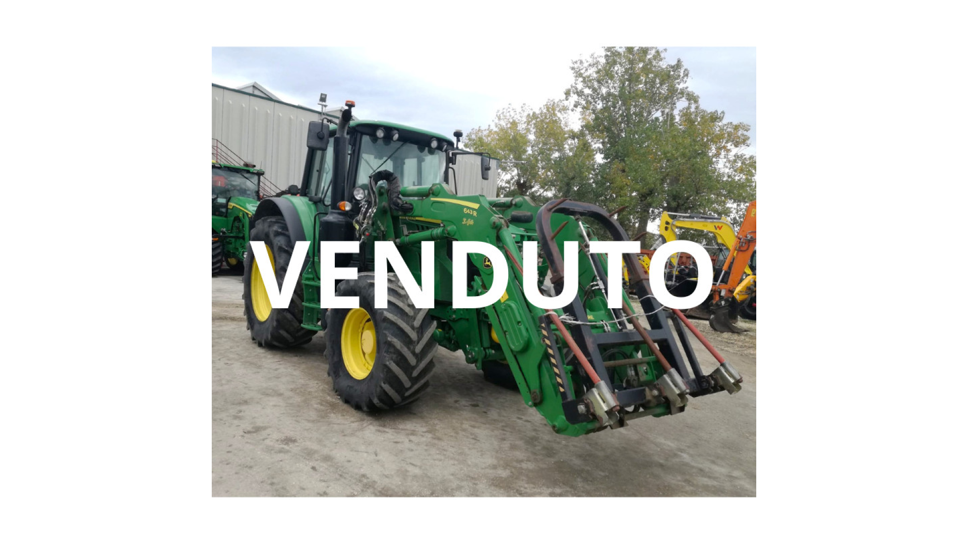 Trattore John Deere 6120M usato con Caricatore 643R