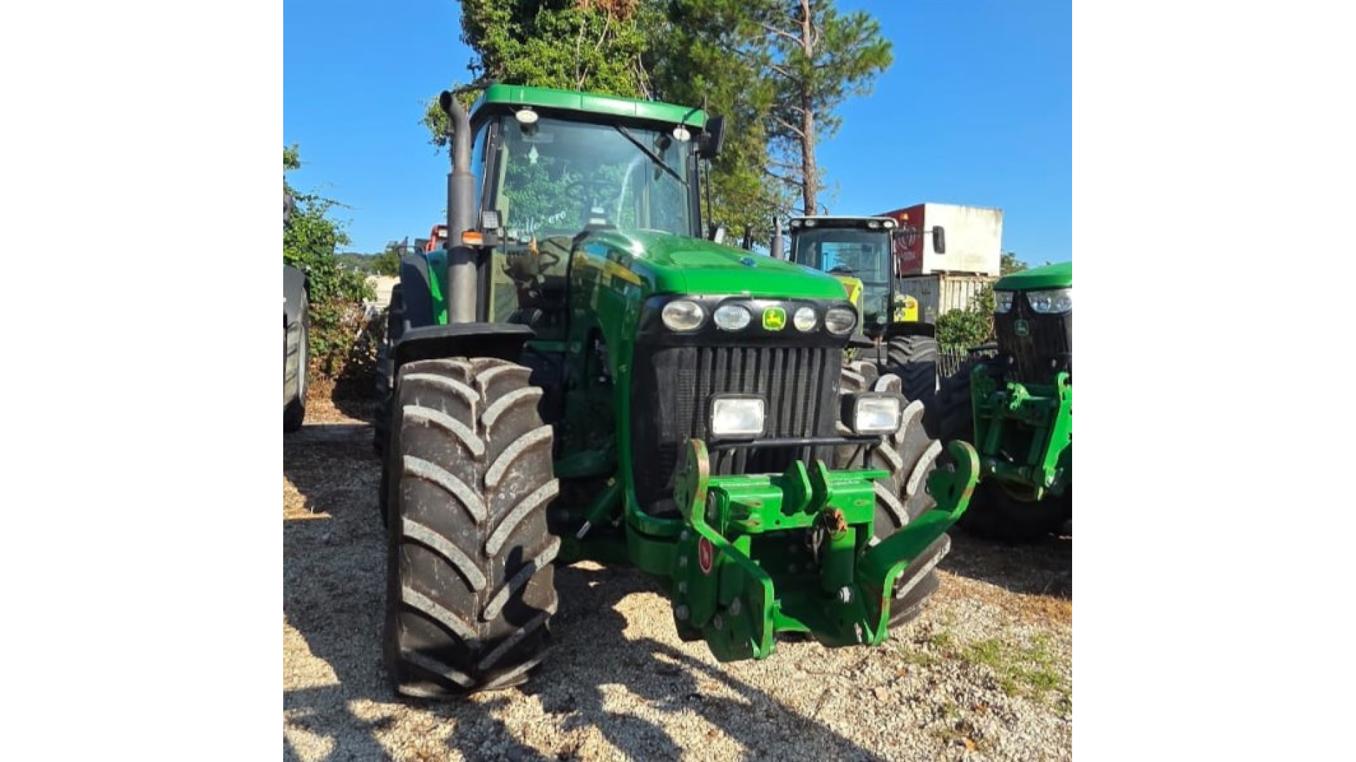 Trattore John Deere 8220 usato