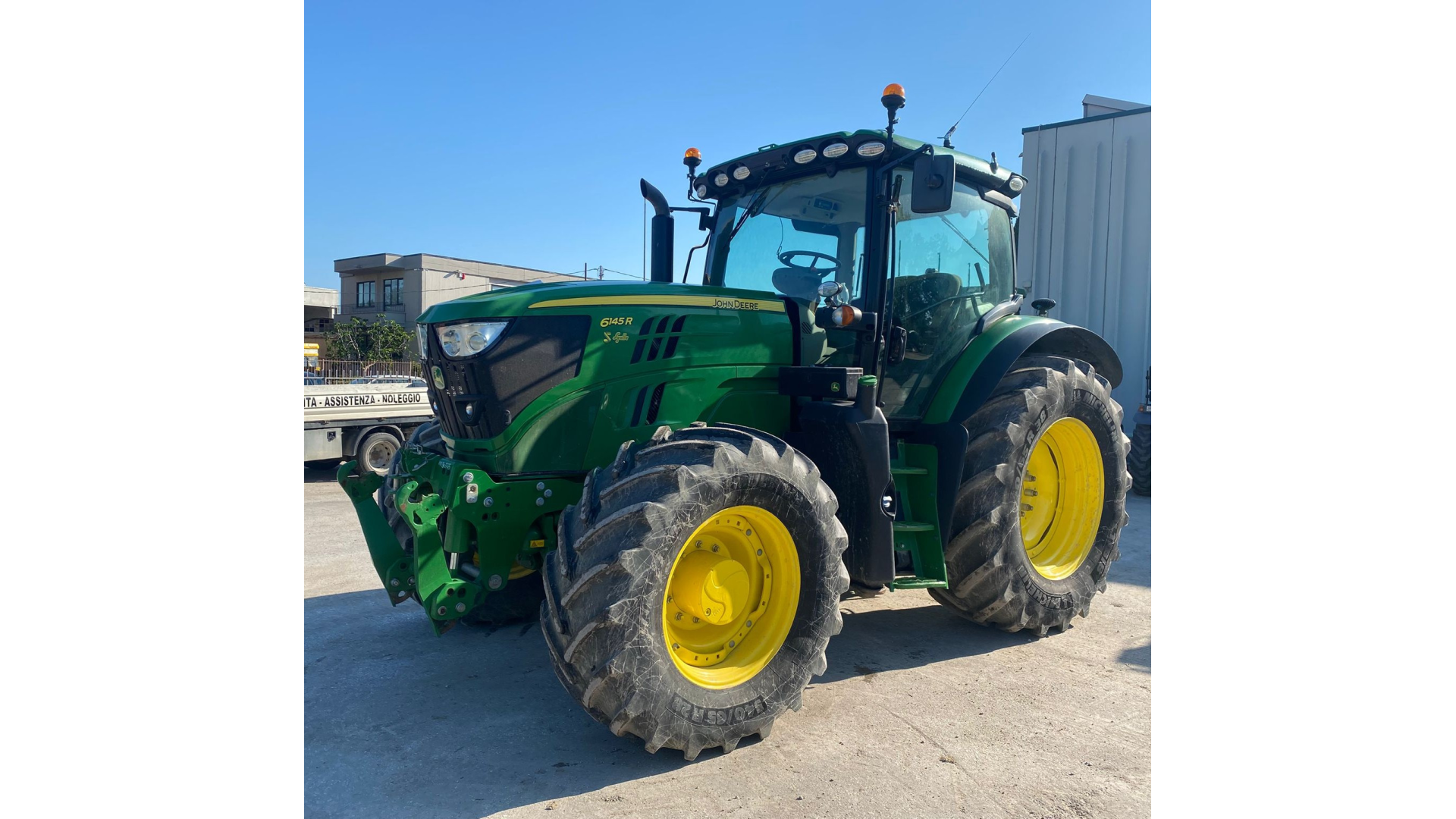 Trattore John Deere 6145R Usato