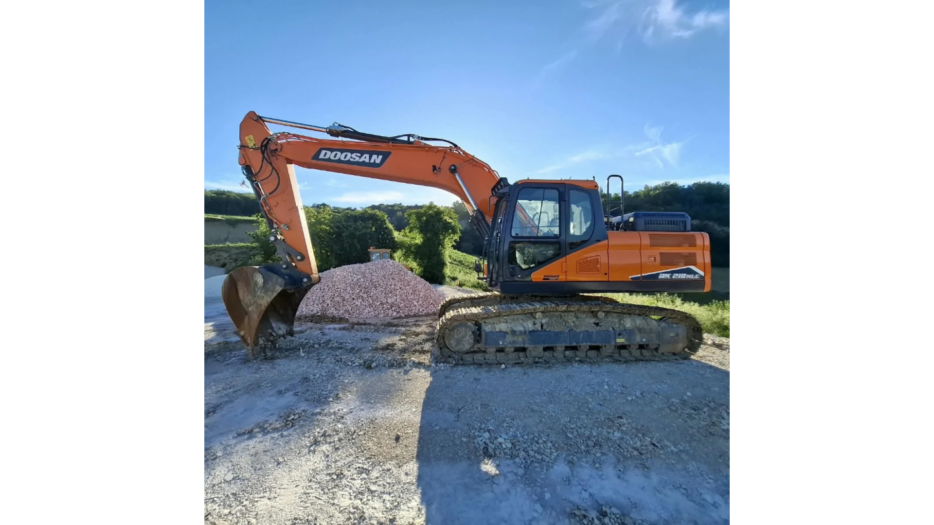 Escavatore Doosan DX 210 NLC Usato