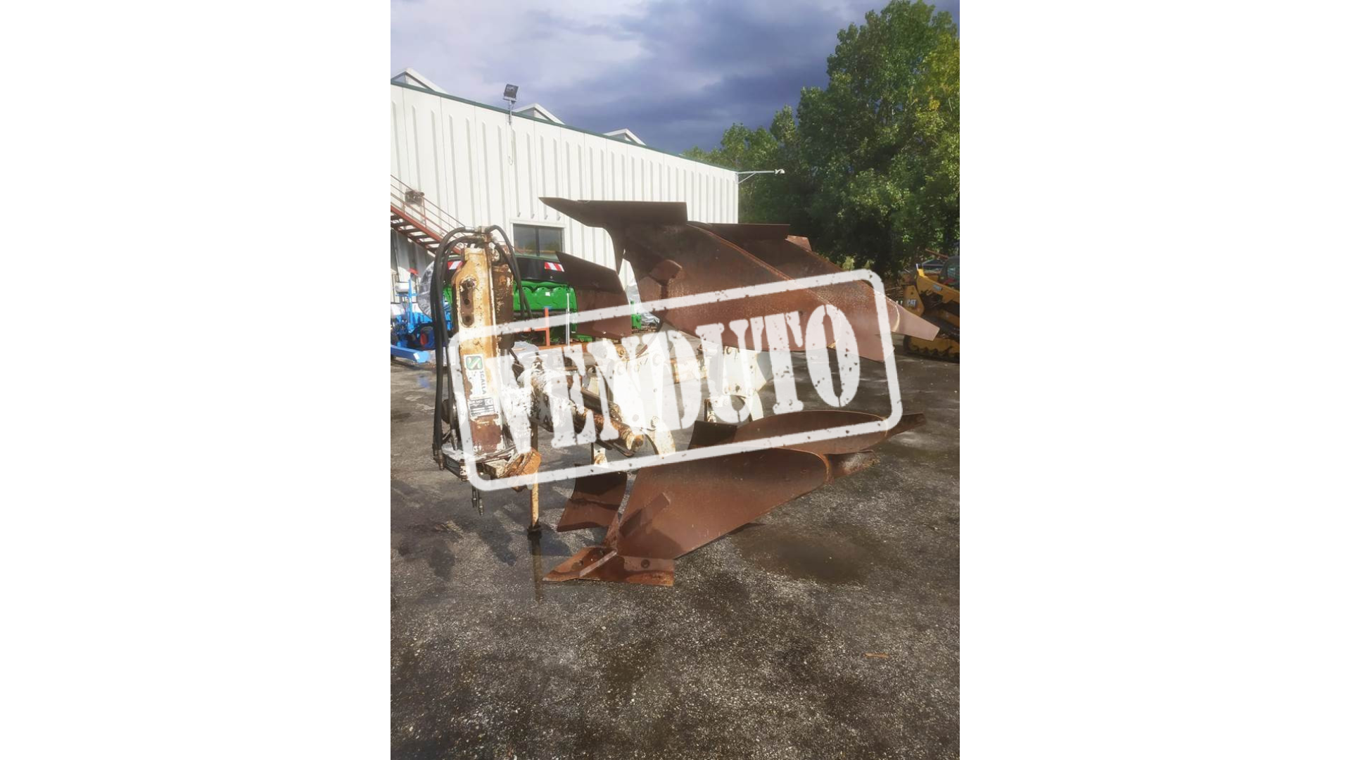 Aratro Ermo TV2 92 usato