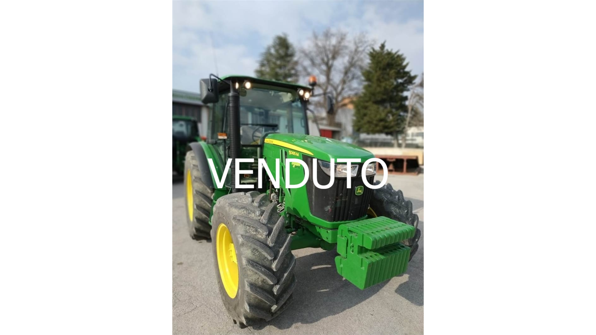 Trattore John Deere 5085 M usato