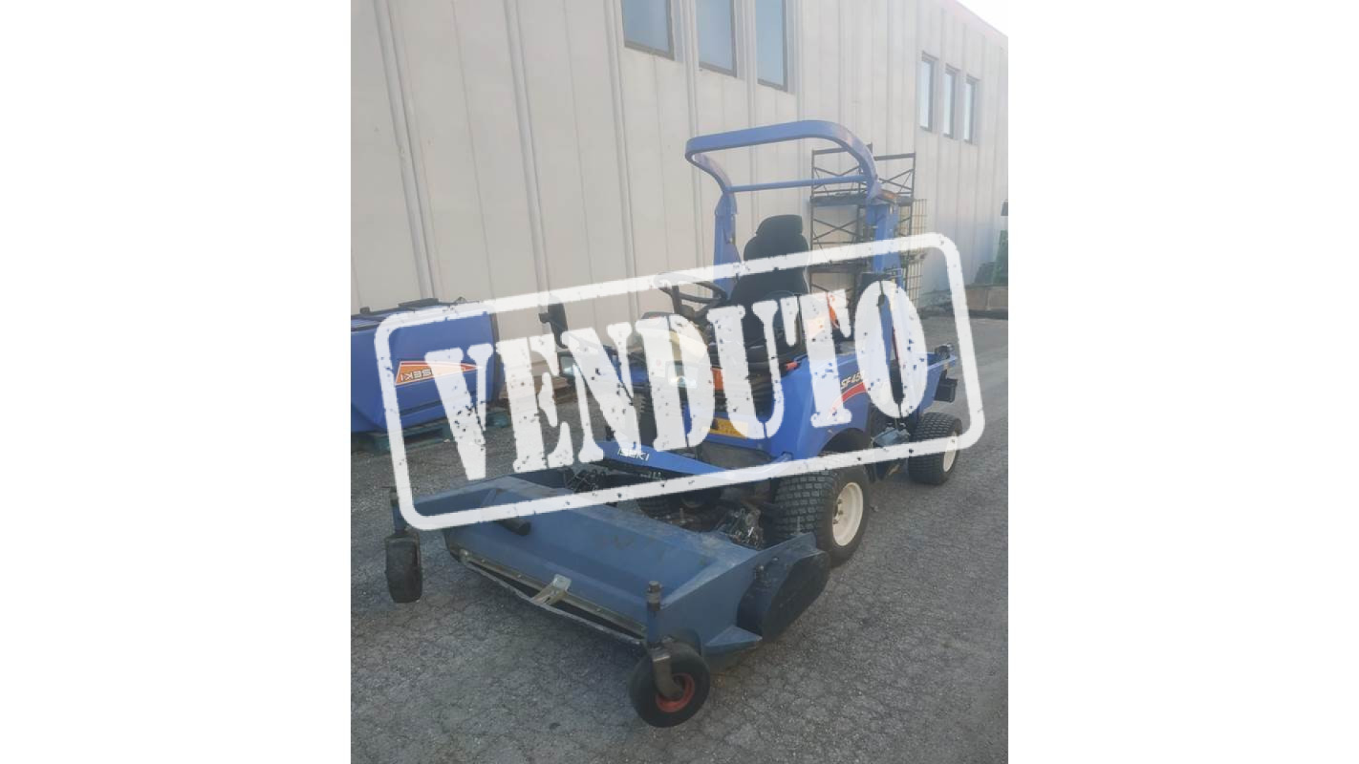 Trattorino rasaerba ISEKI SF 450H usato