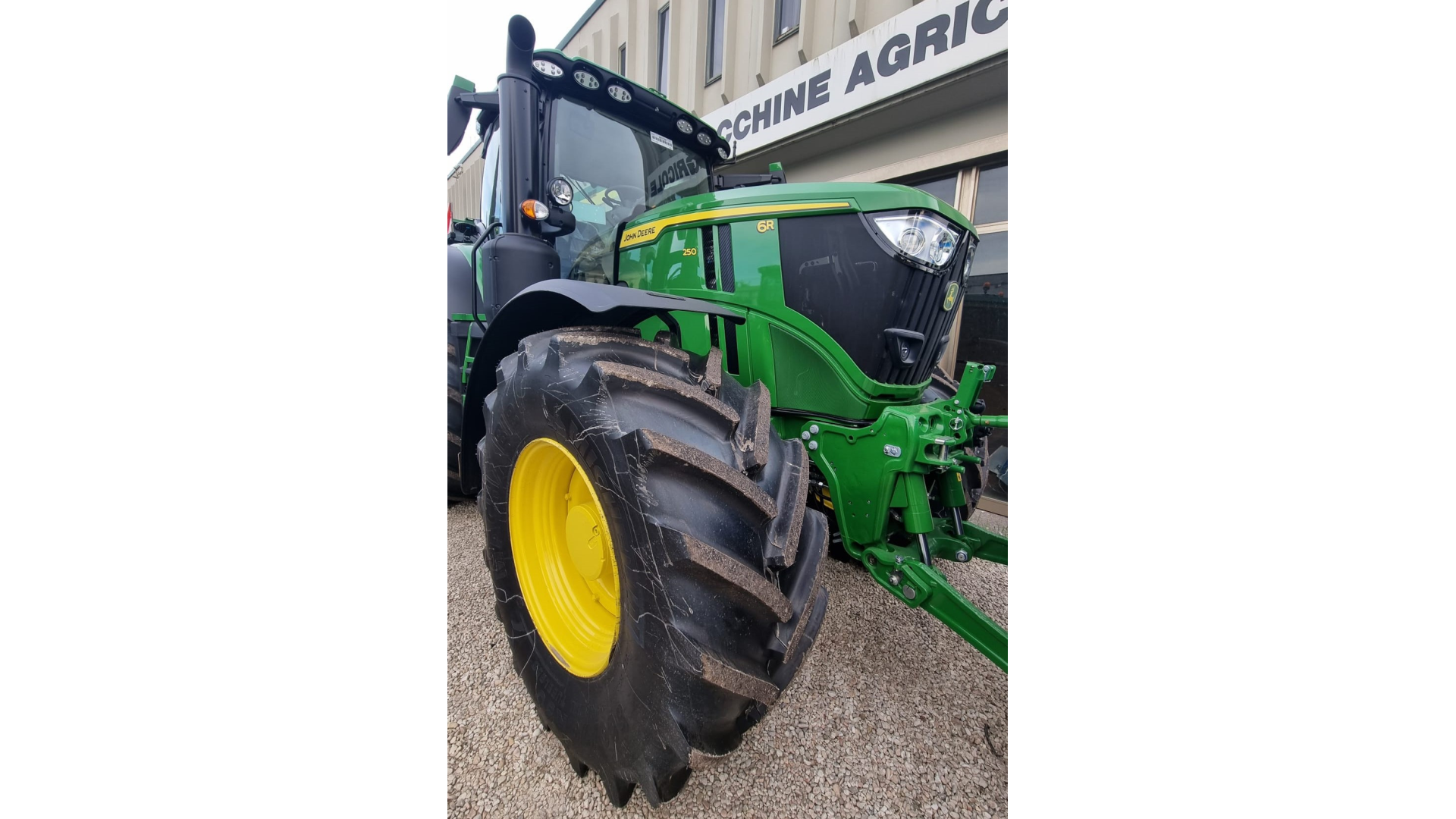 Trattore John Deere 6R 250