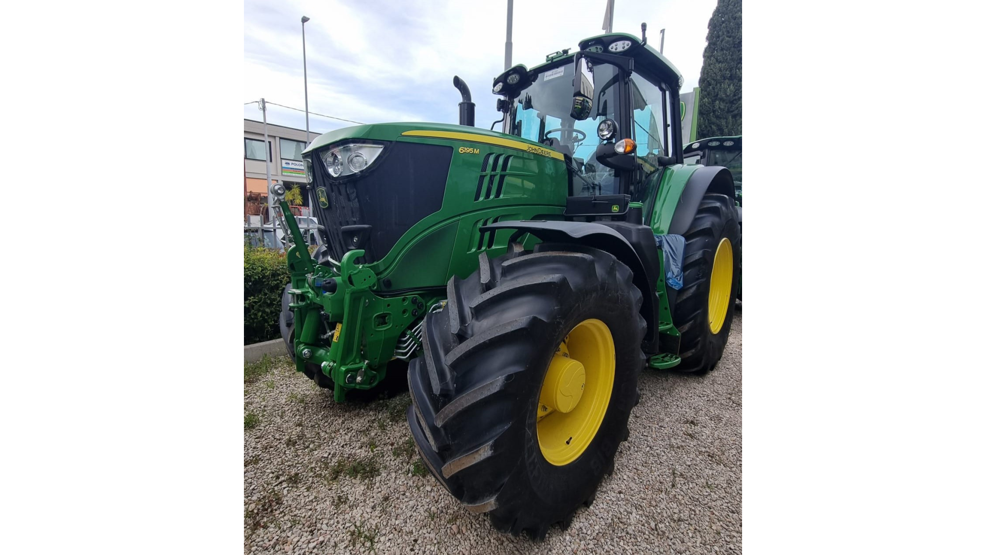 Trattore John Deere 6195M