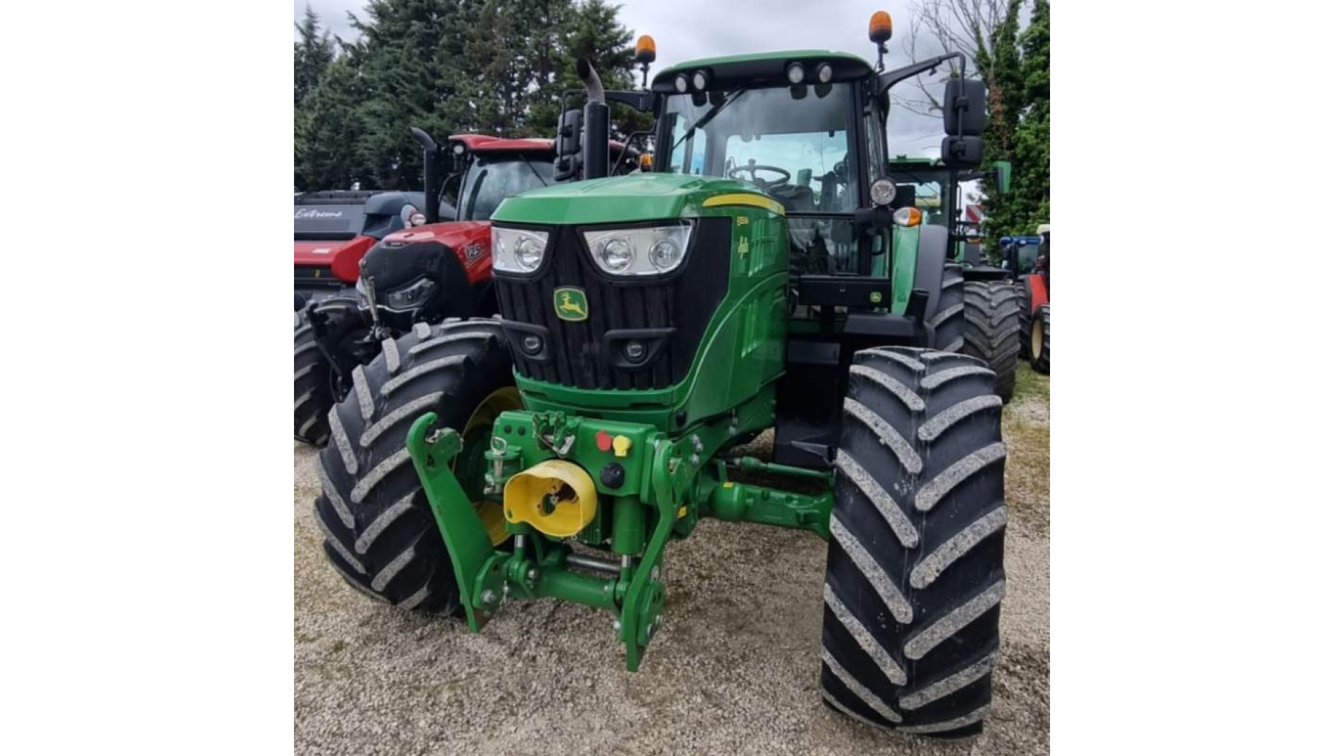 Trattore John Deere 6155M usato