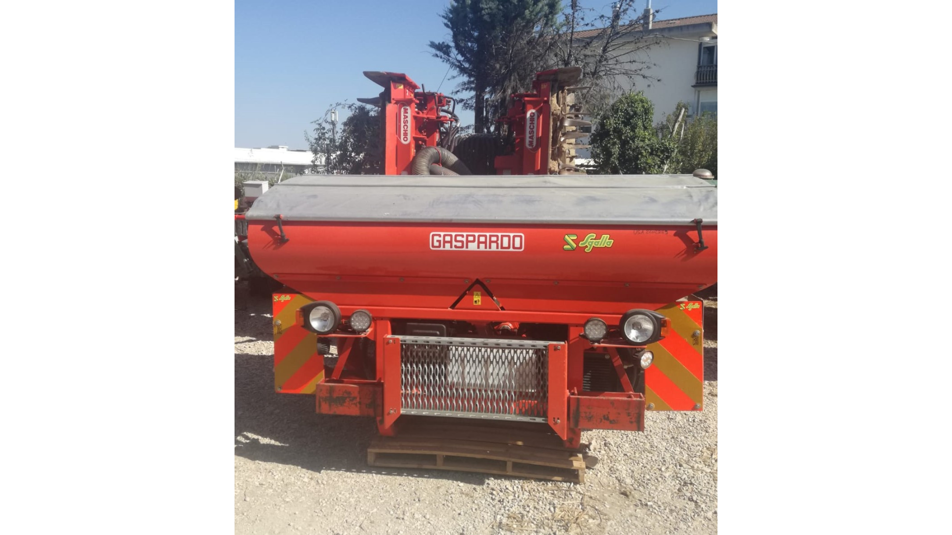 Seminatrice combinata Maschio-Gaspardo da 5 metri