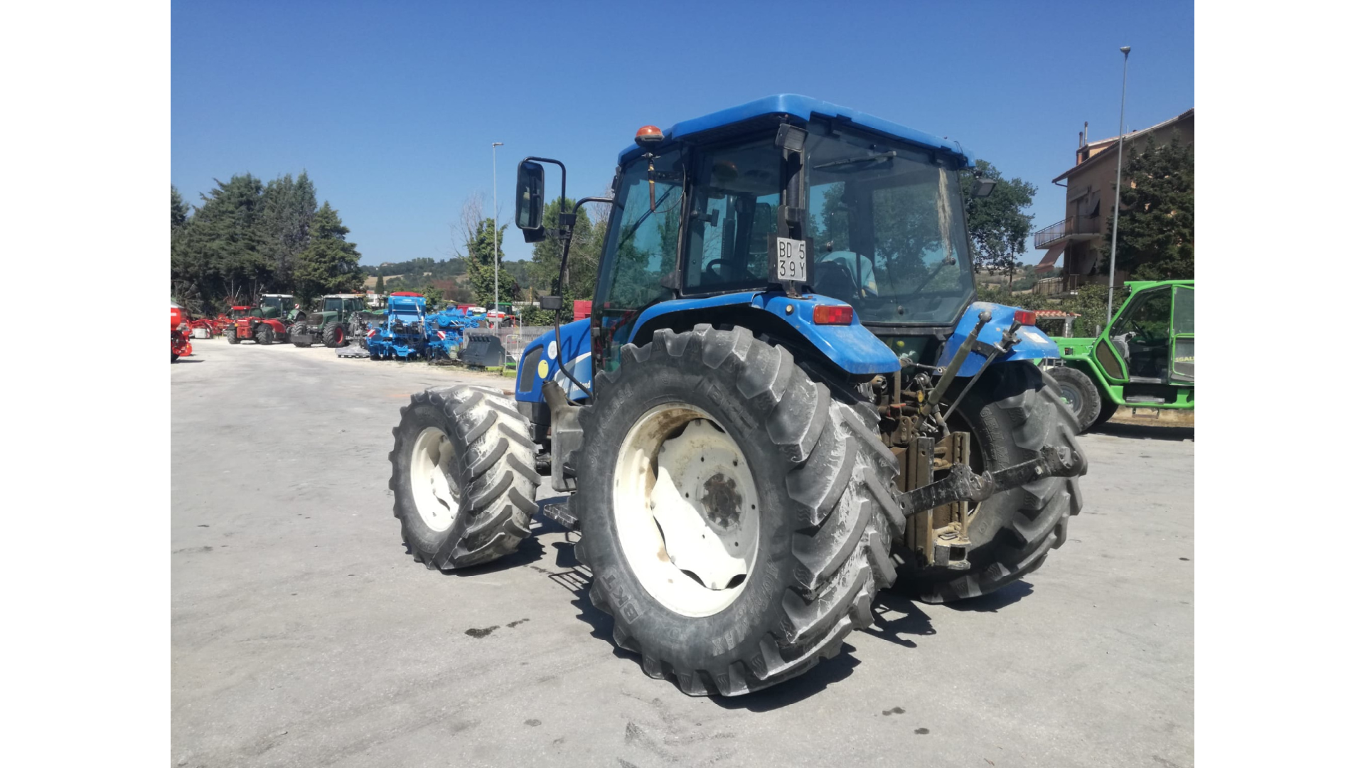 Trattore New Holland TL100A usato