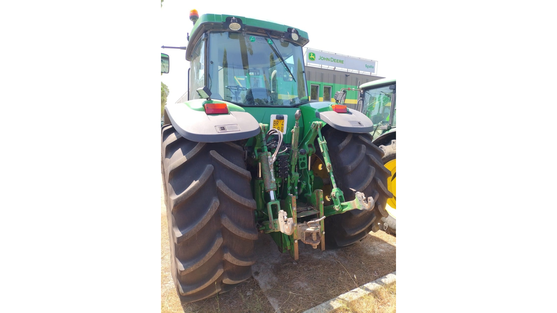 Trattore John Deere 8220 usato