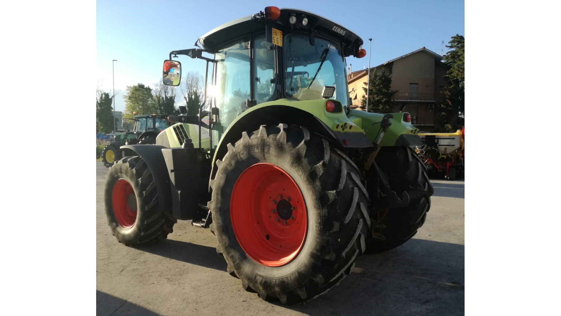 Trattore Claas Arion 640 CIS usato