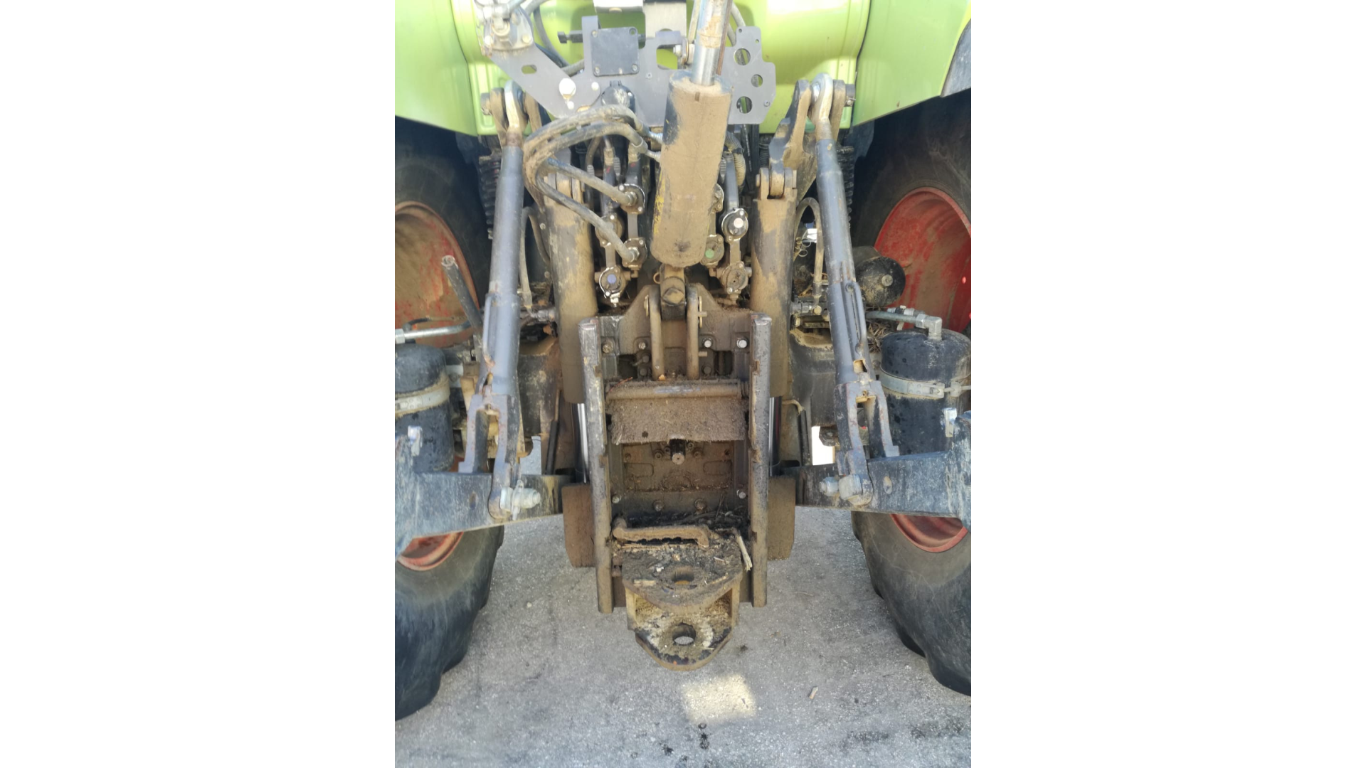 Trattore Claas Arion 640 CIS usato