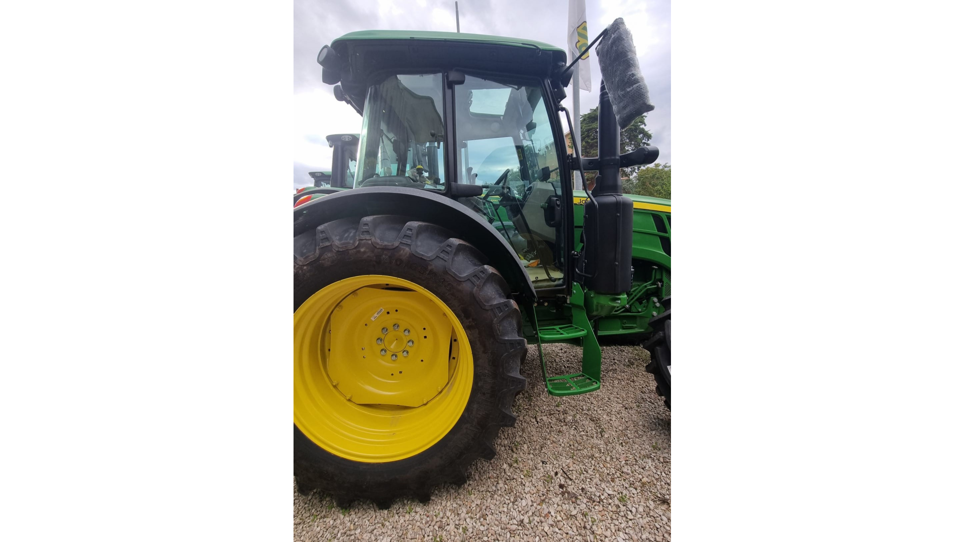 Trattore John Deere 5090M