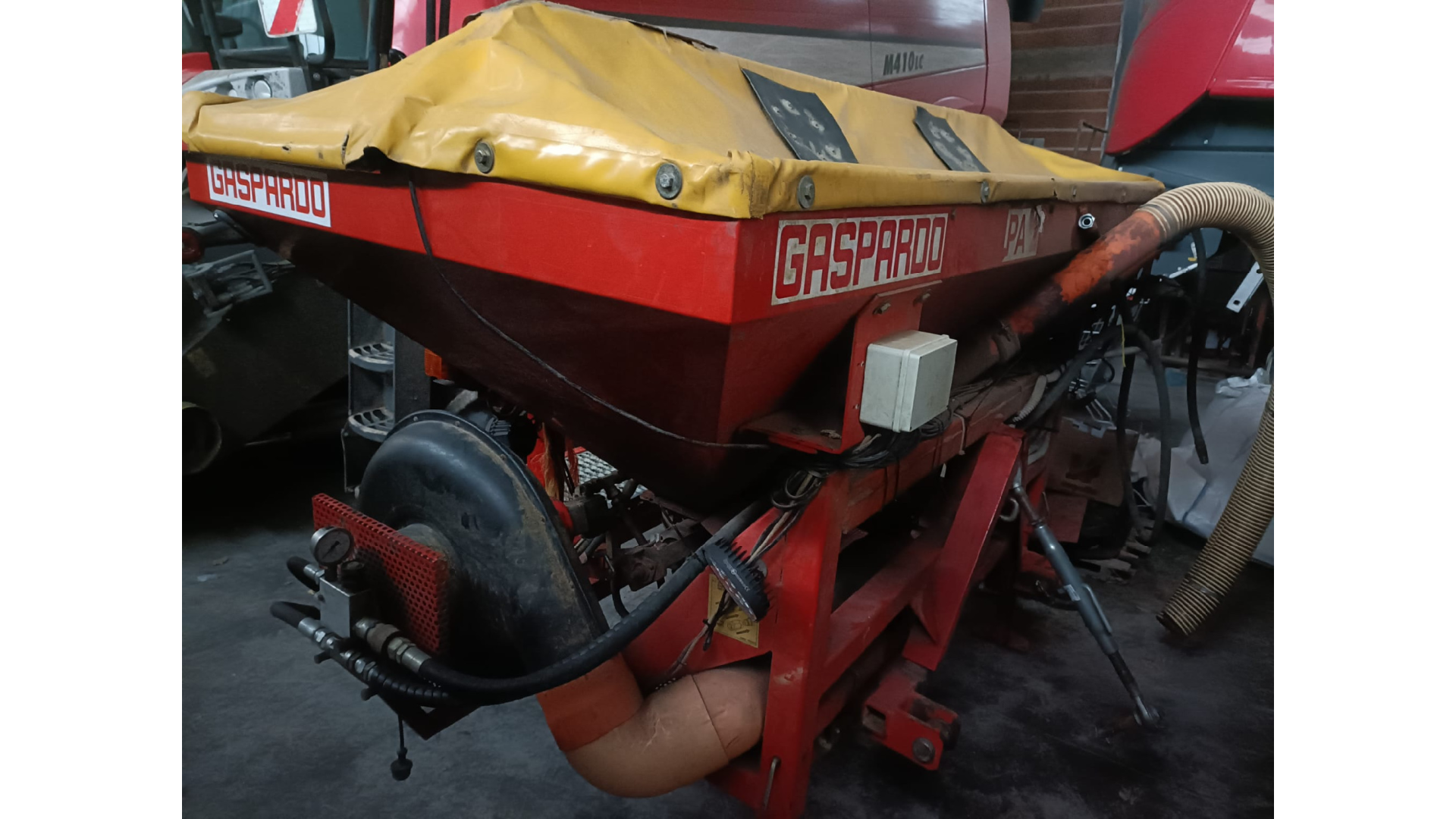 Seminatrice combinata usata Gaspardo Centauro 500 + Kuhn HRB503