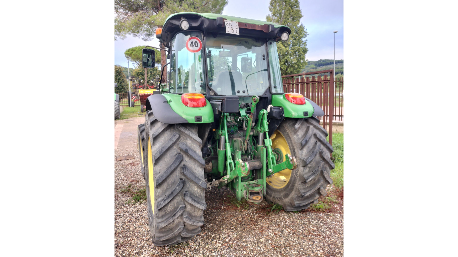 Trattore John Deere 5090R usato