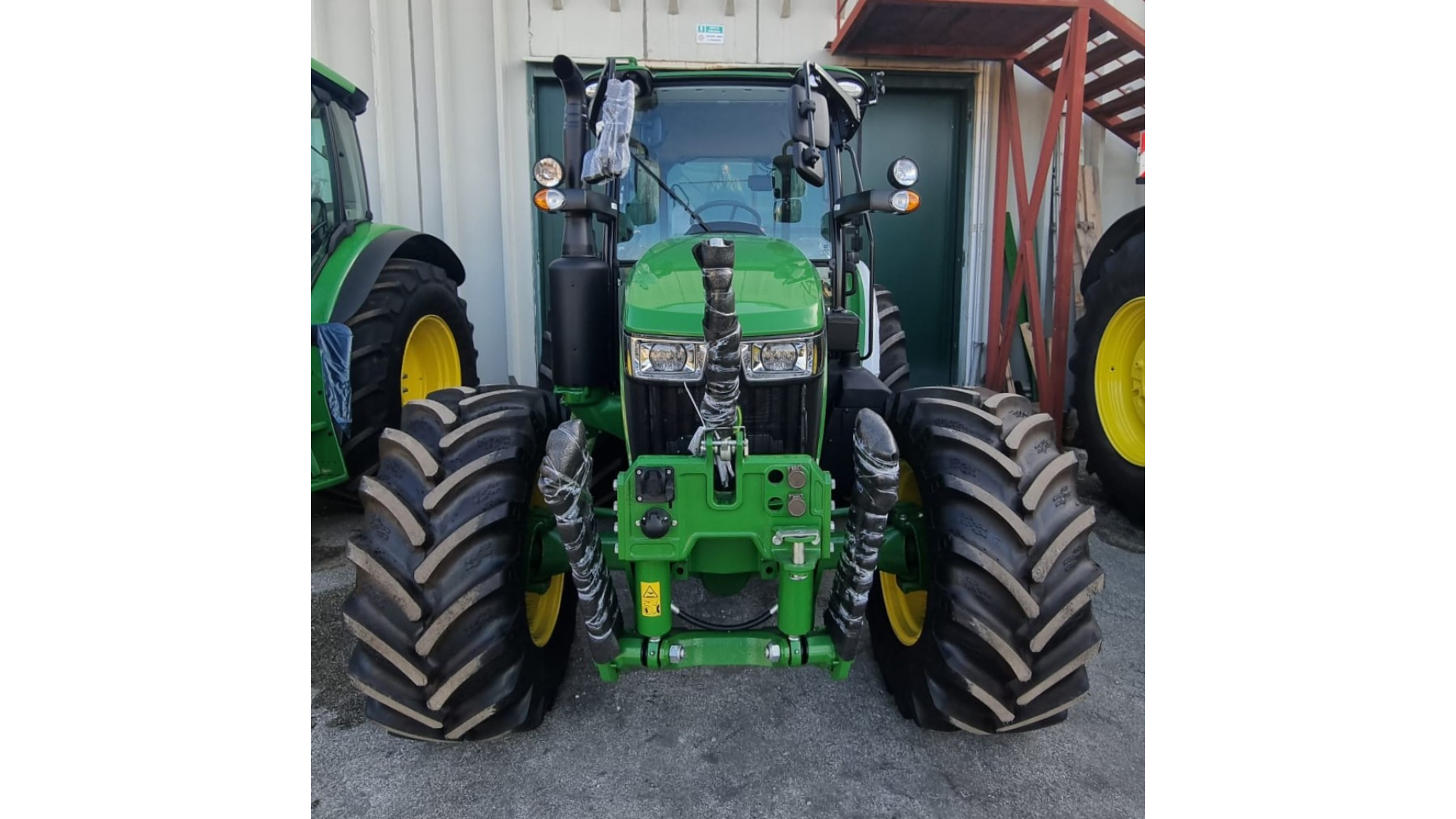 Trattore John Deere 5120M