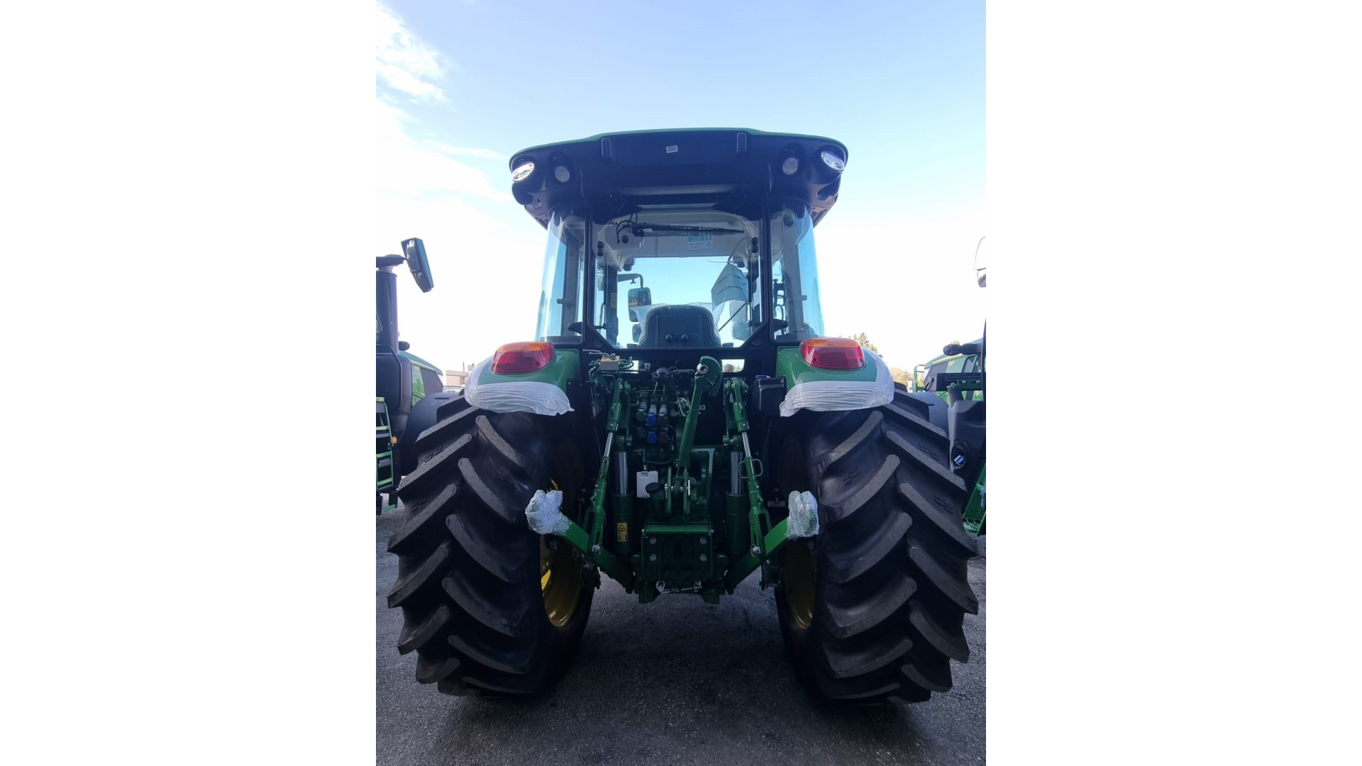 Trattore John Deere 5120M