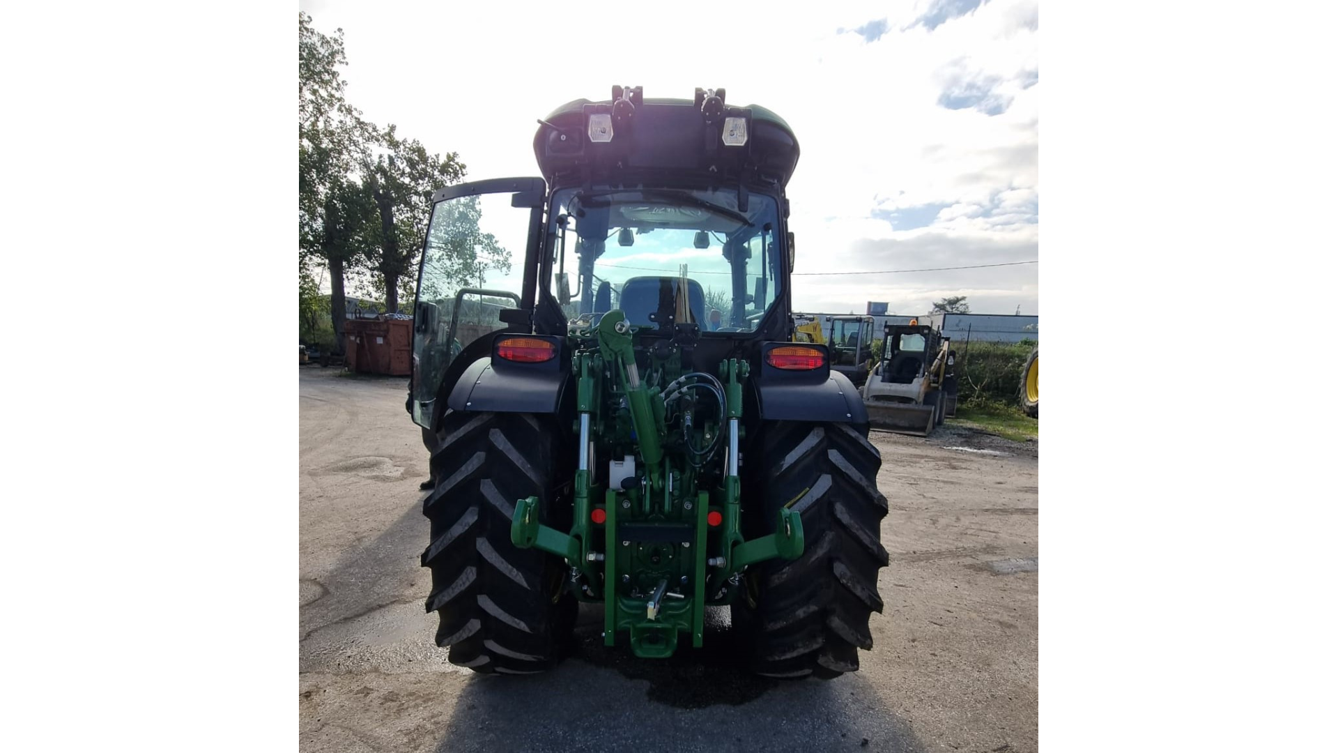 Trattore John Deere 5120ML