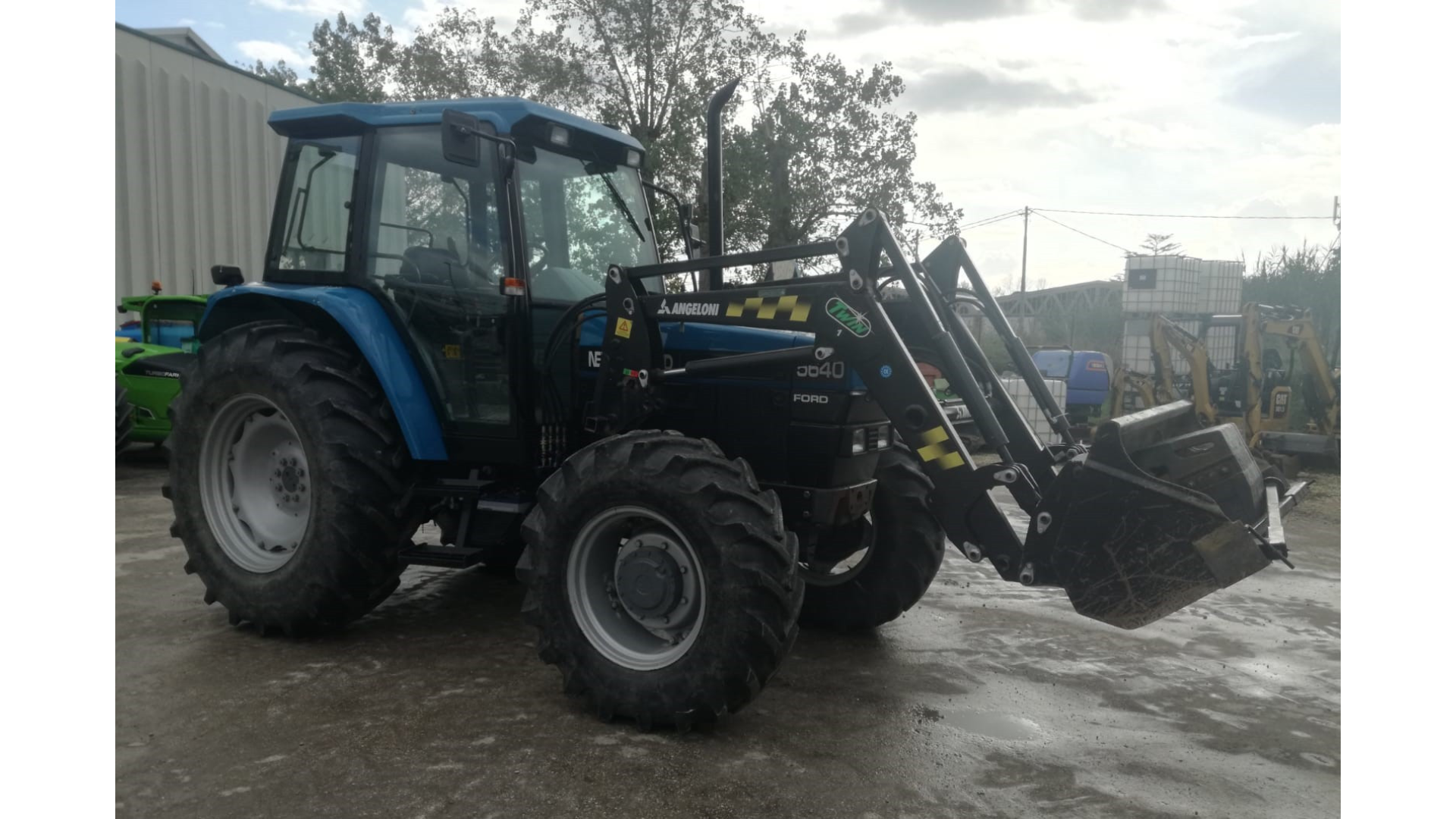 Trattore Ford 5640 usato