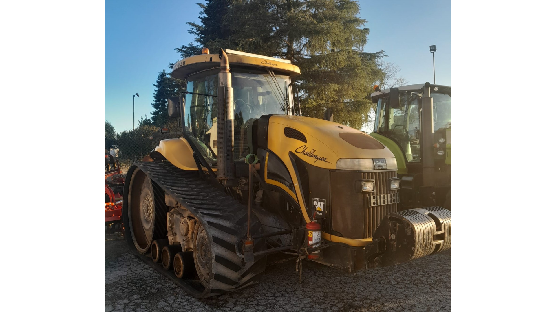 Trattore Challenger MT 765B usato