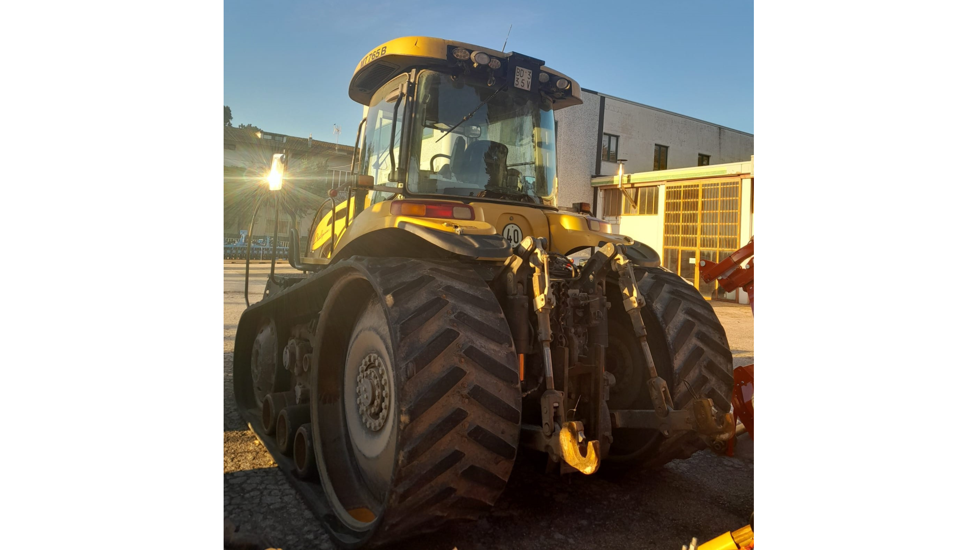 Trattore Challenger MT 765B usato