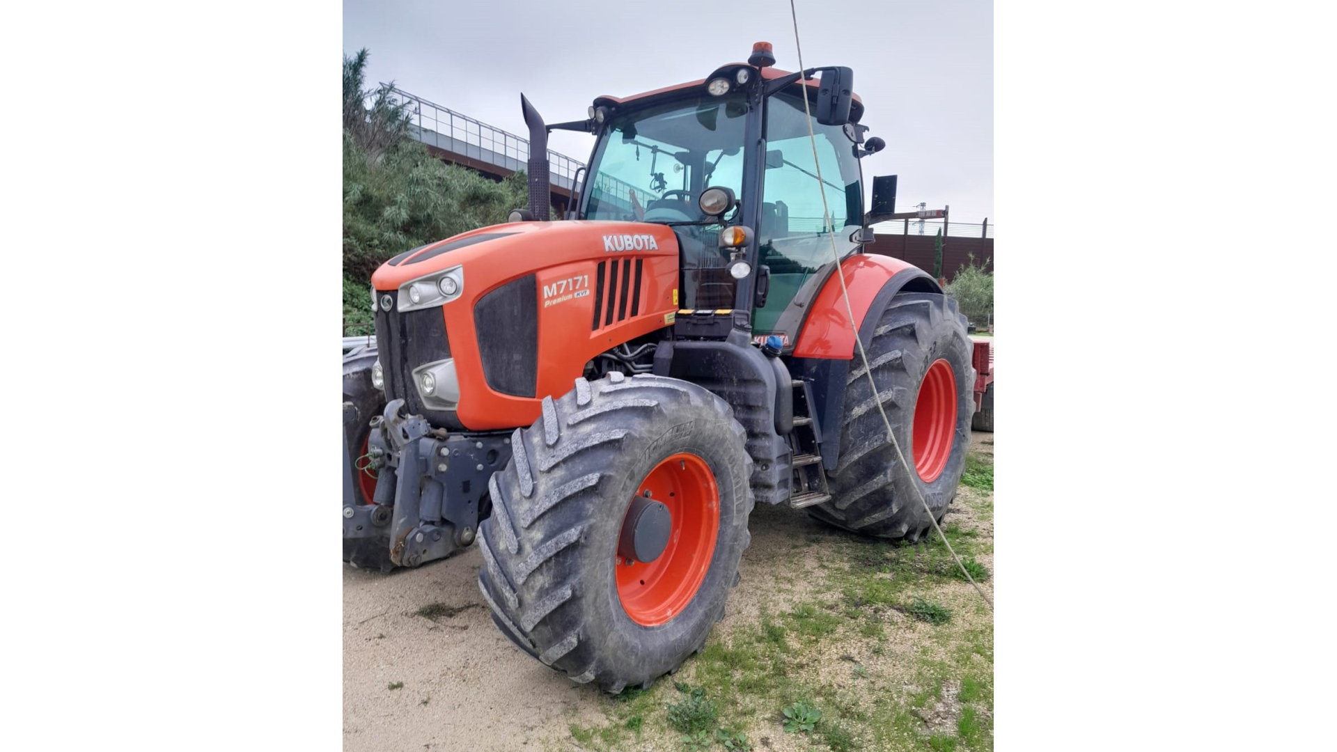 Trattore Kubota M7171 usato