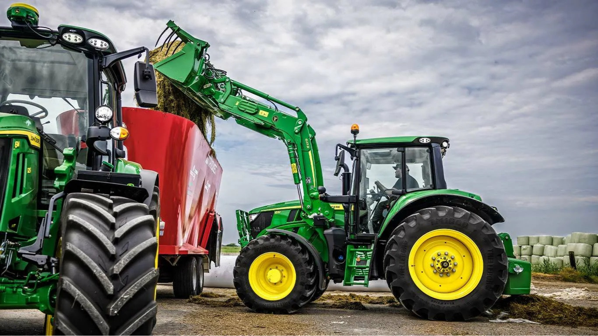 Trattore John Deere 6M 130