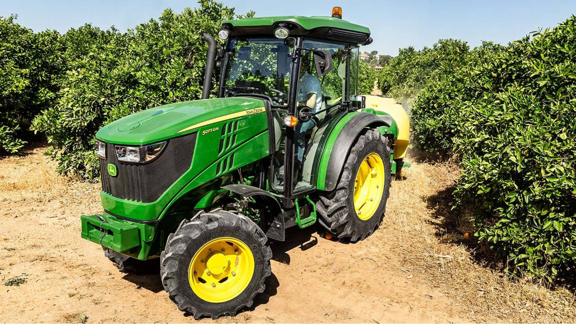 Trattore John Deere 5075GN