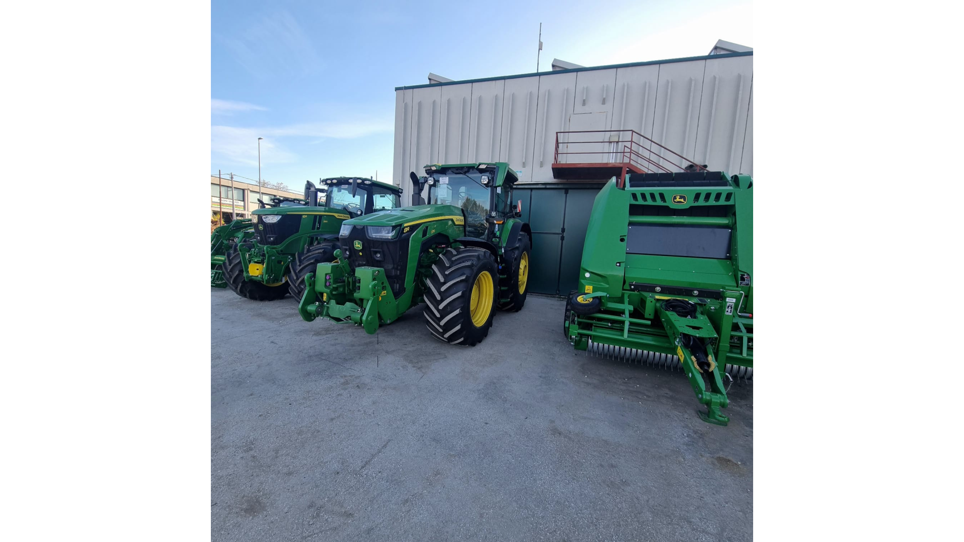 Trattore John Deere 8R 370