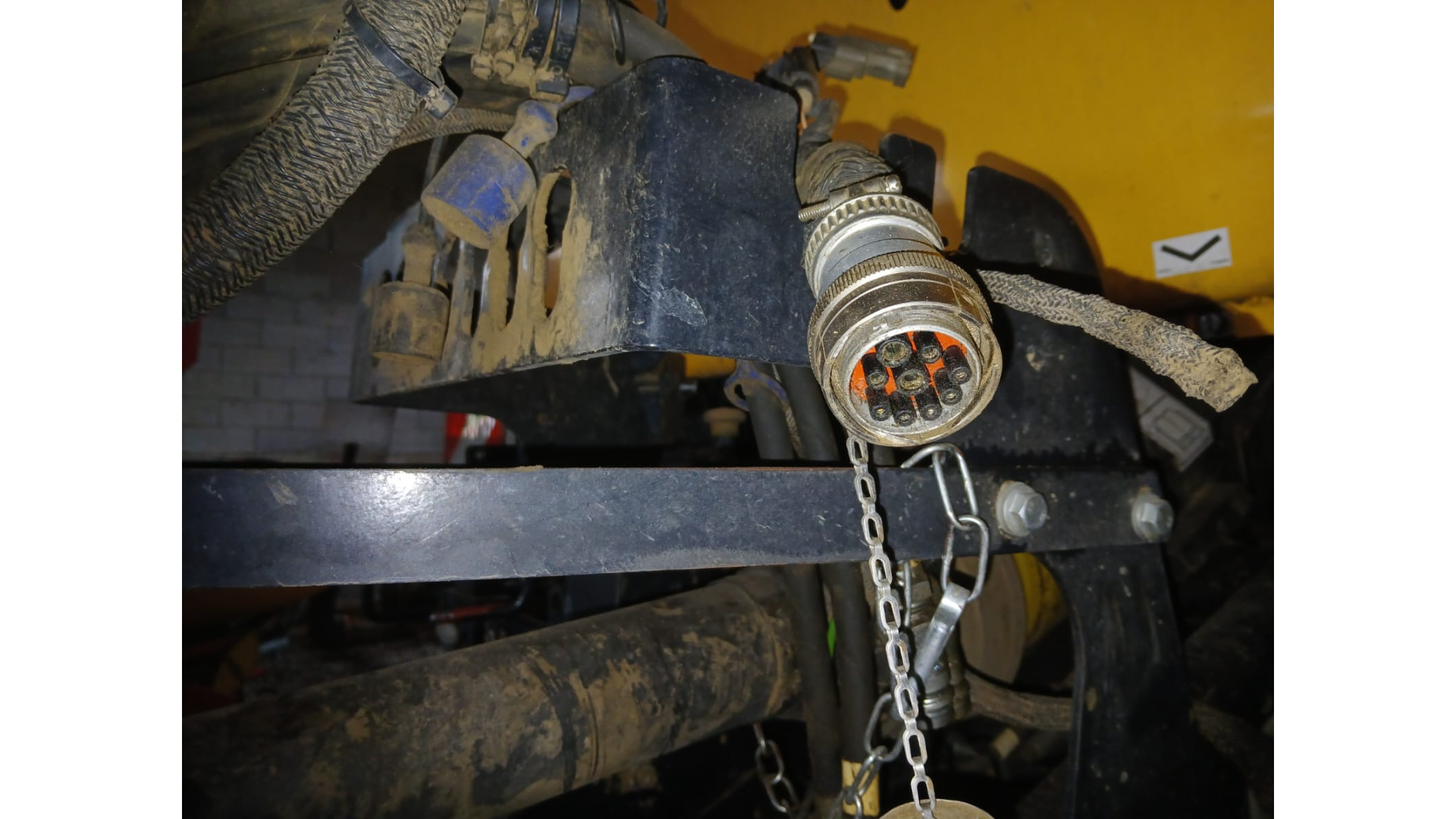 Rotopressa New Holland Roll Belt 180 usata