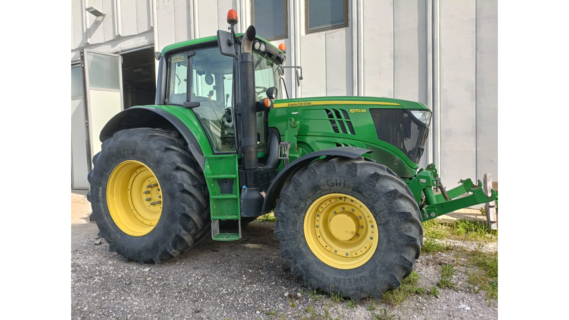 Trattore John Deere 6170M usato
