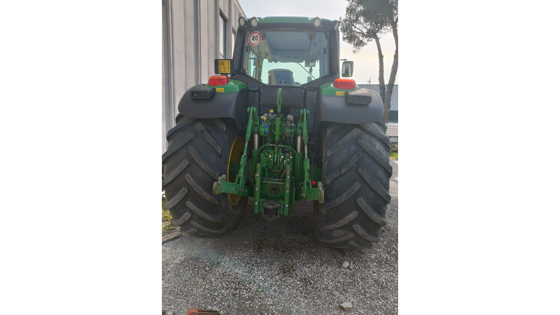 Trattore John Deere 6170M usato