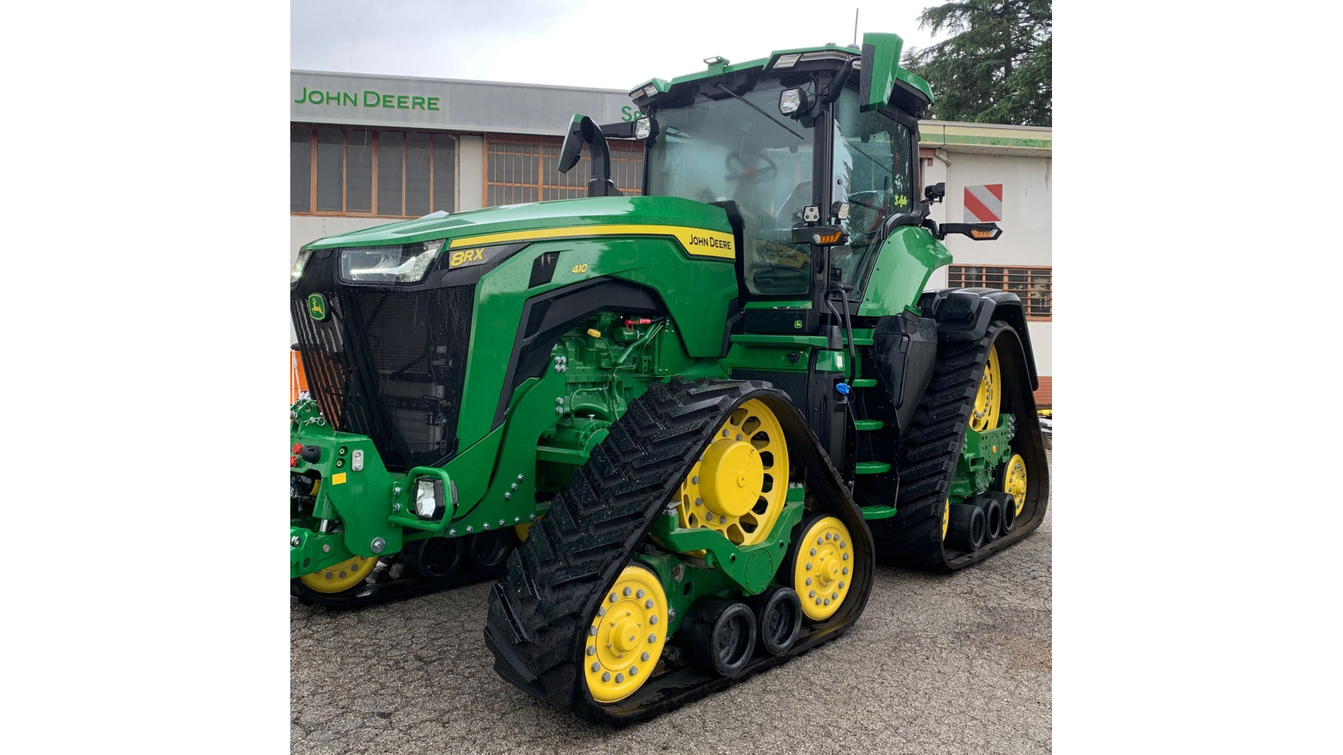 Trattore John Deere 8RX 410