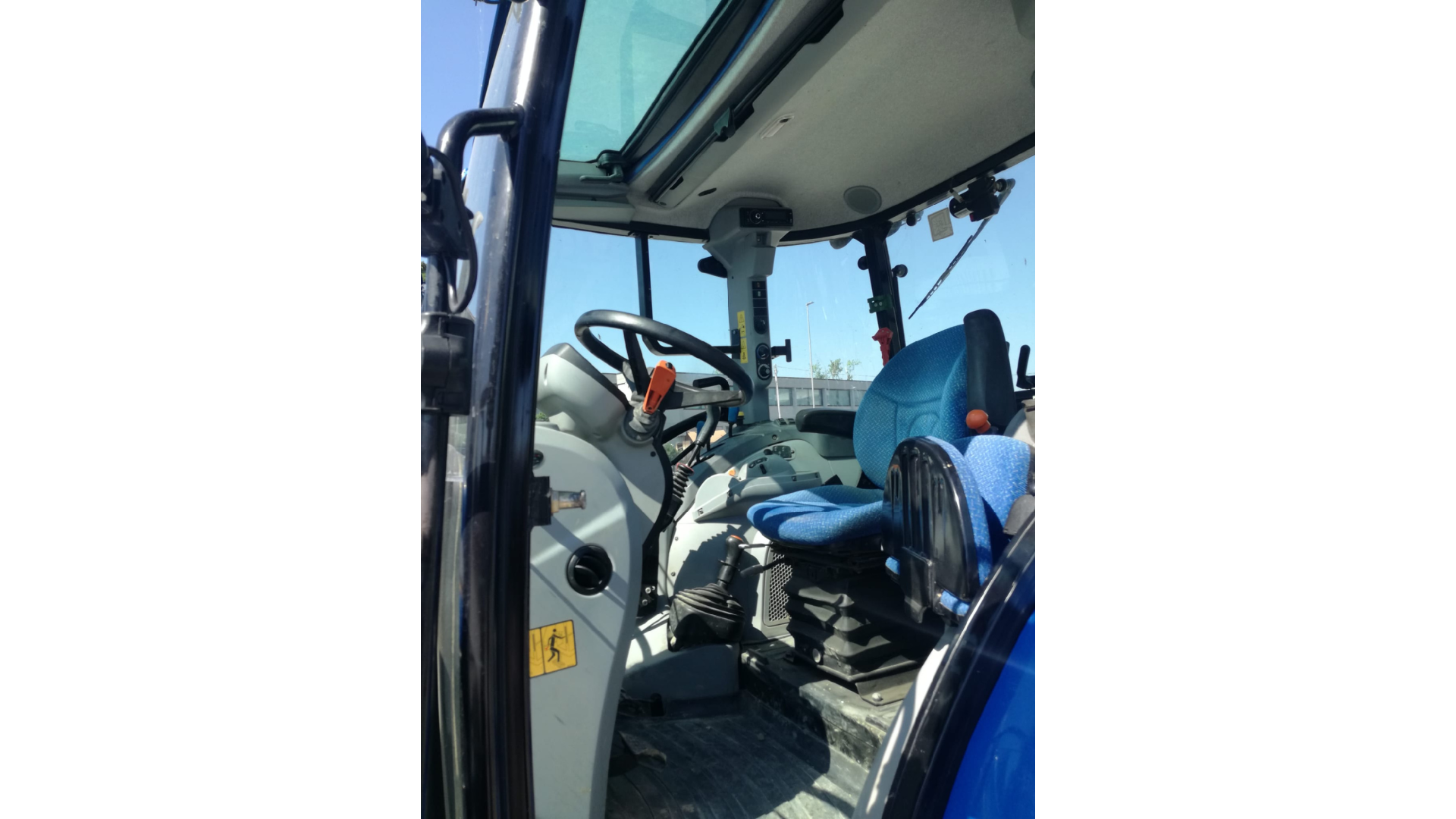Trattore New Holland T4.105 usato