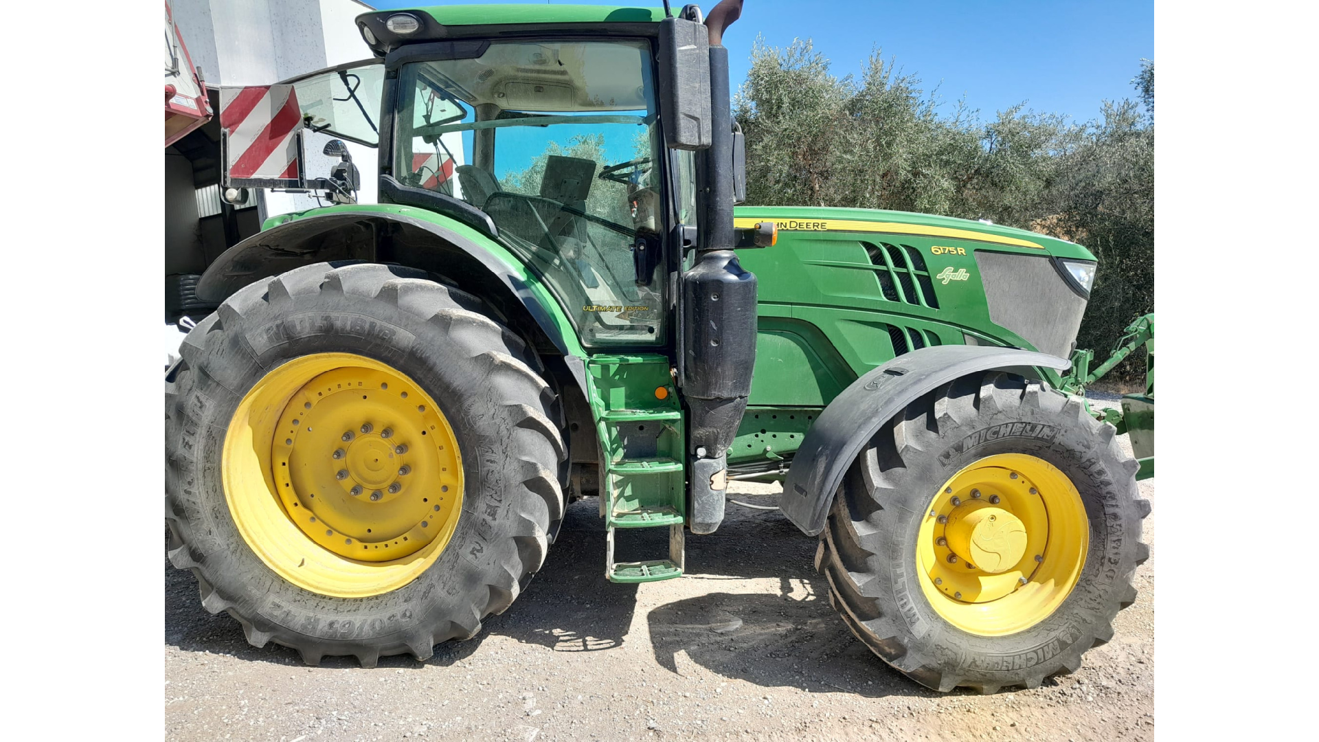 Trattore John Deere 6175R usato