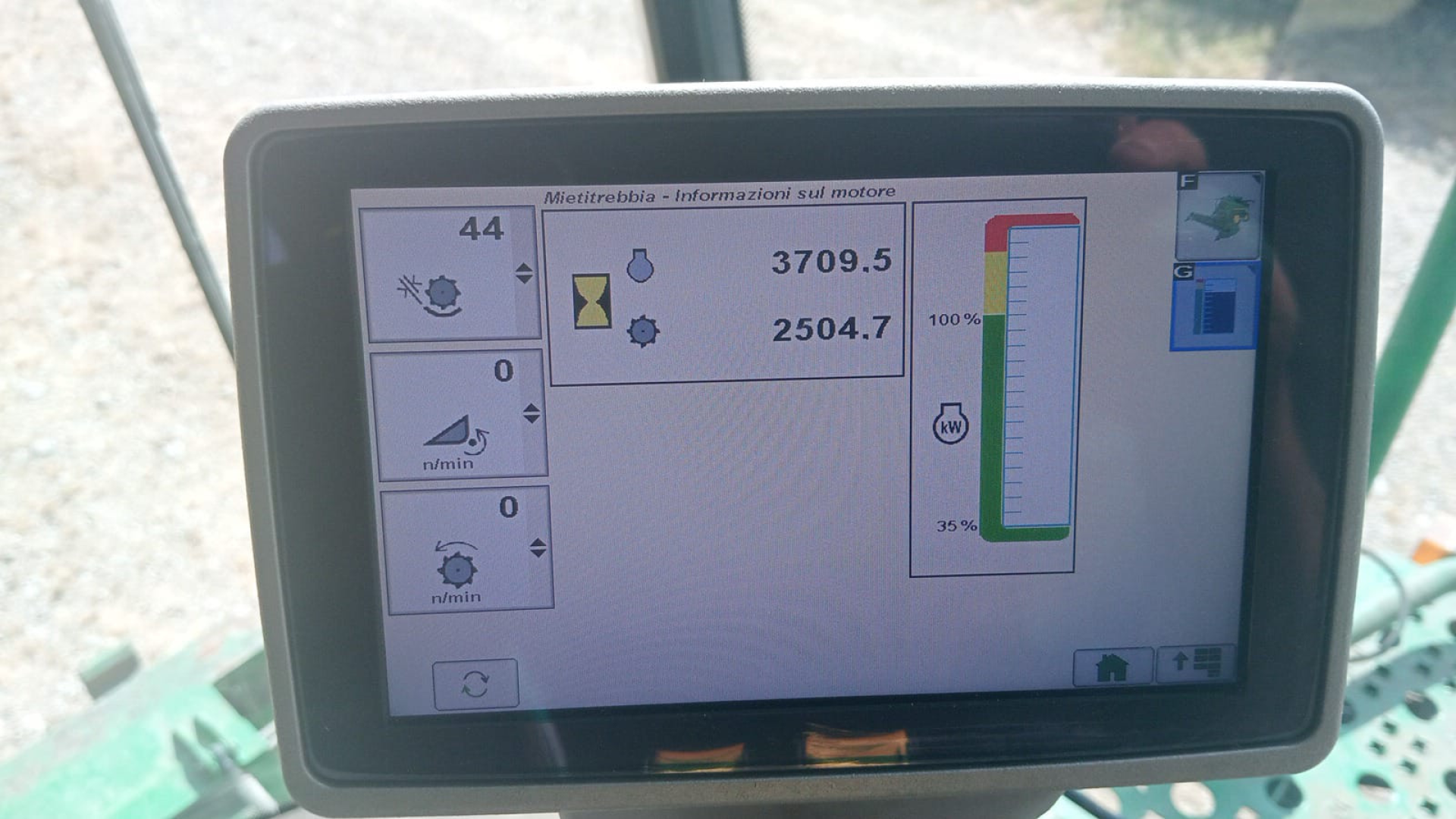 Mietitrebbia John Deere W550 Hillmaster usata