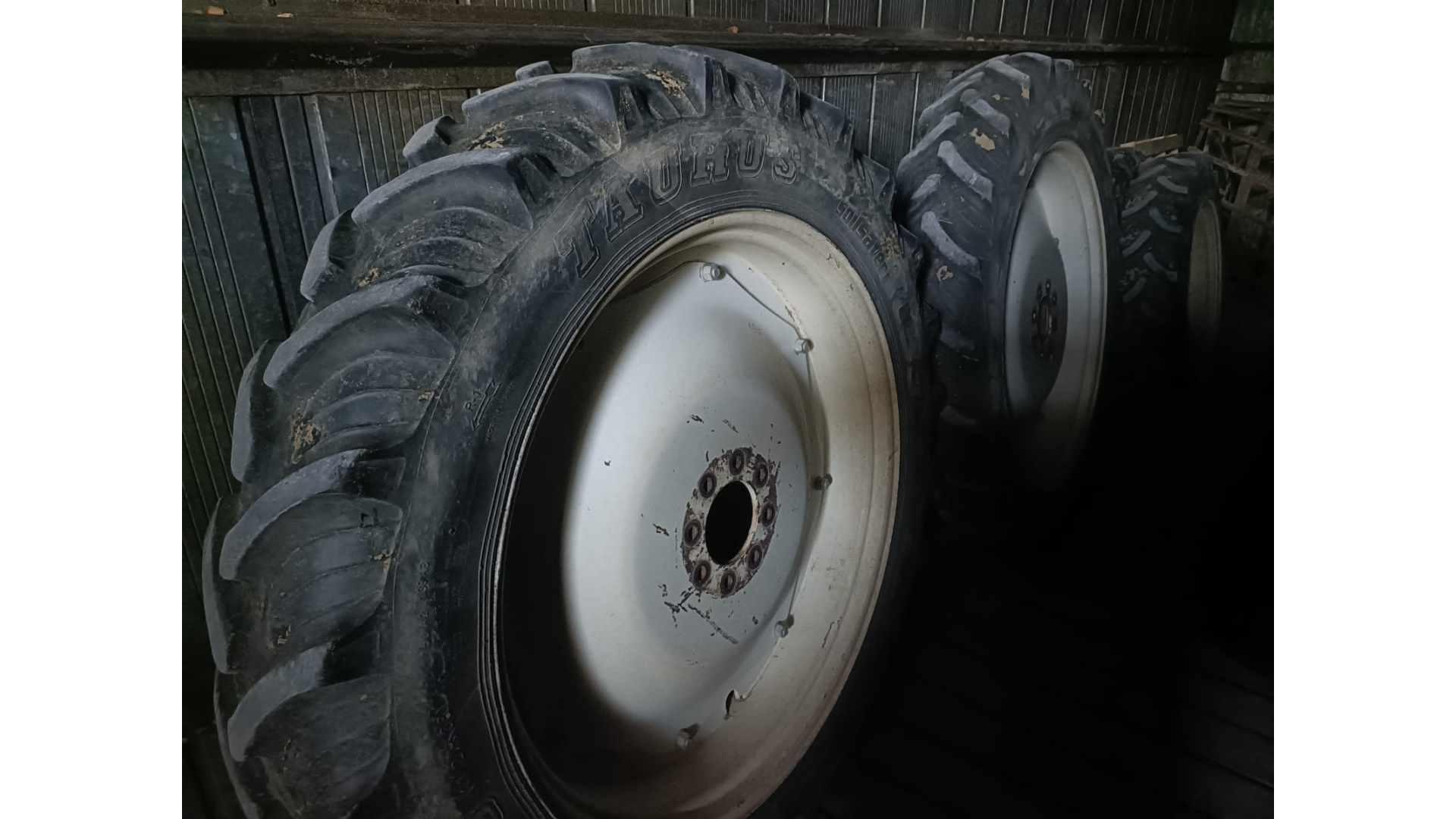 Trattore New Holland TS90 usato