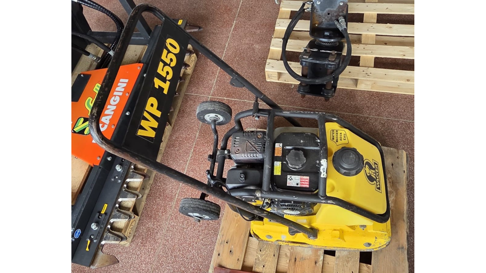 Piastra Vibrante Wacker Neuson WP 1550 usata