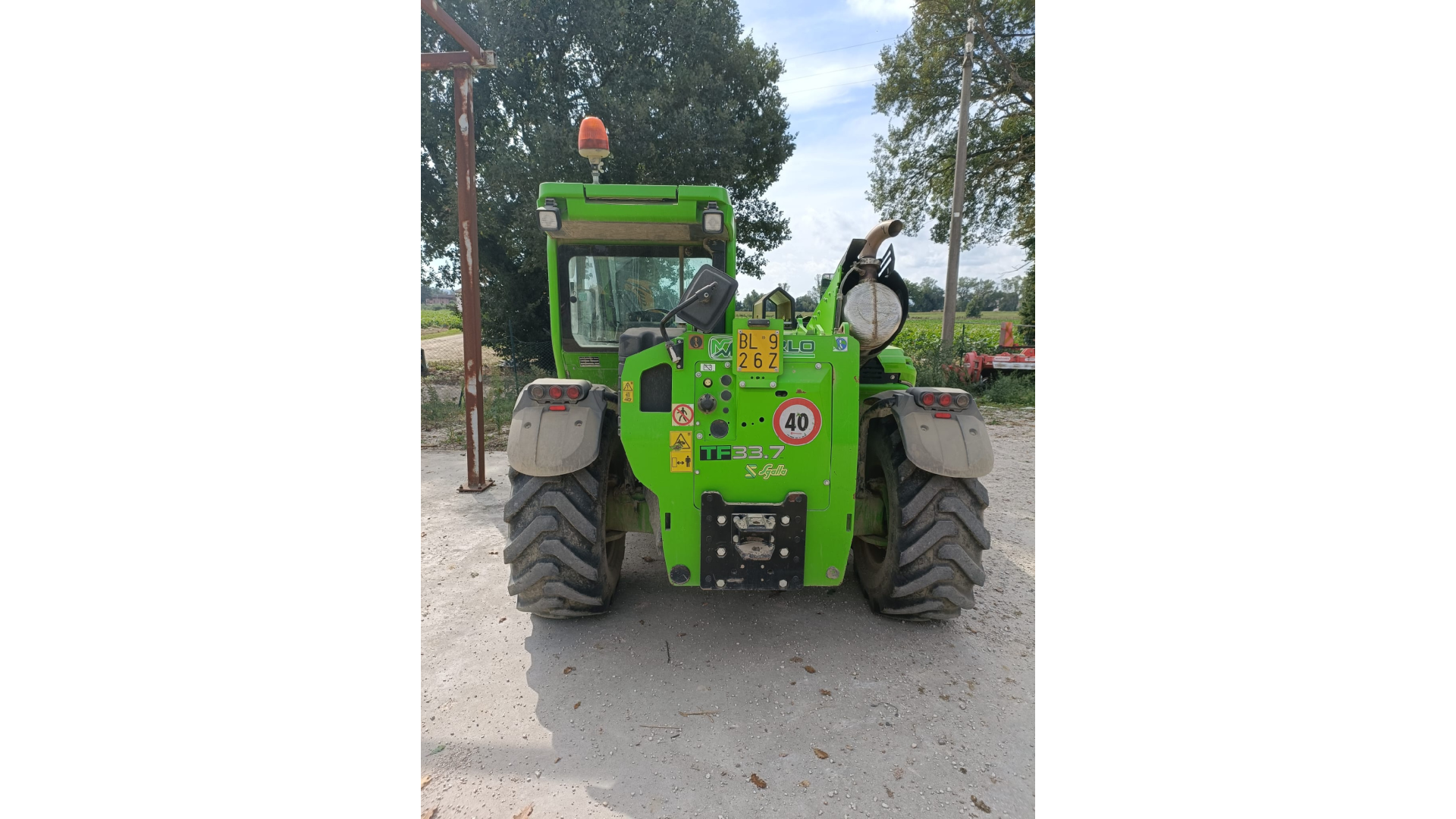 Sollevatore telescopico Merlo TF 33.7 usato