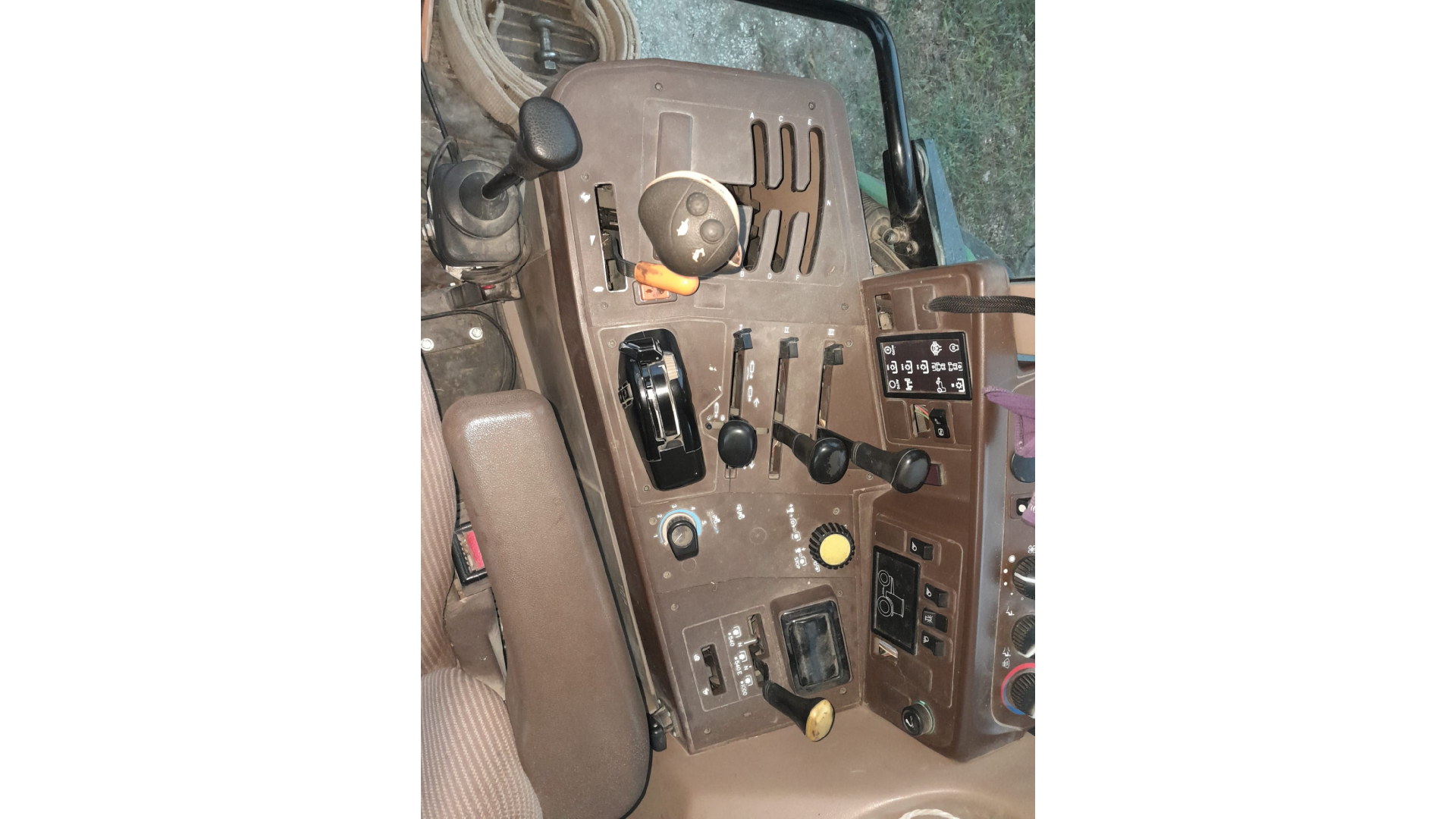 Trattore John Deere 6310 Usato