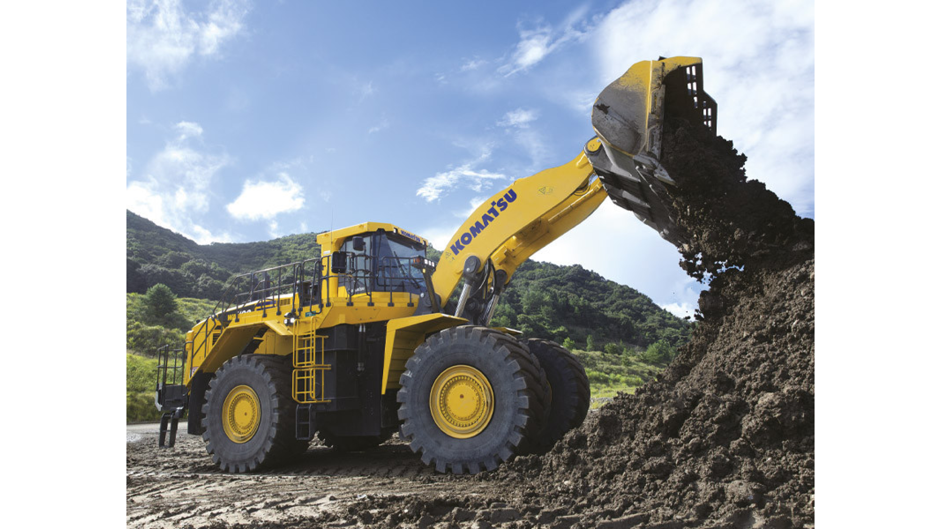 Pala Gommata KOMATSU WA700-8