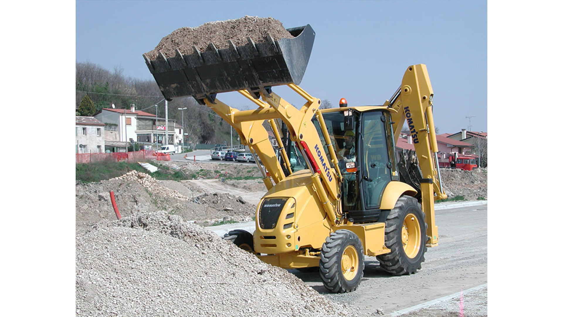 Terna KOMATSU WB93R-5