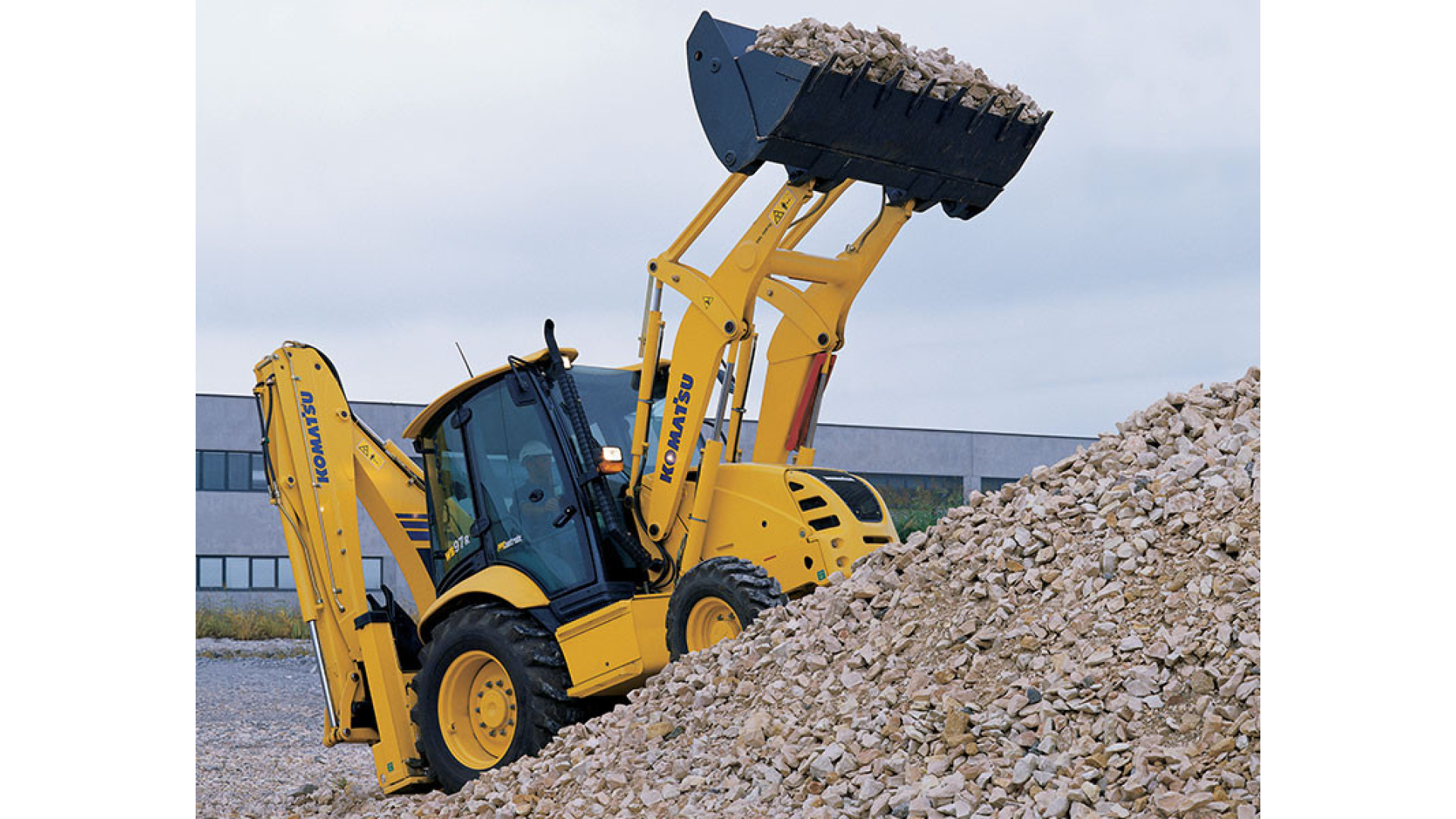 Terna KOMATSU WB97R-5