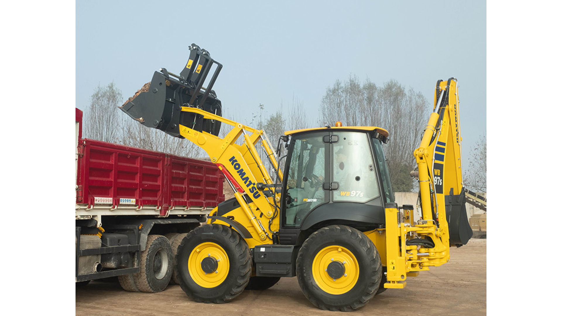 Terna KOMATSU WB97S-8