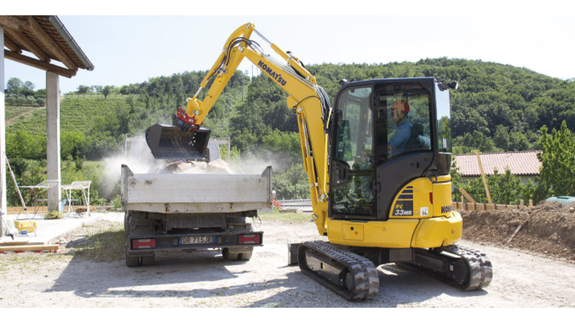 Miniescavatore KOMATSU PC33MR-5