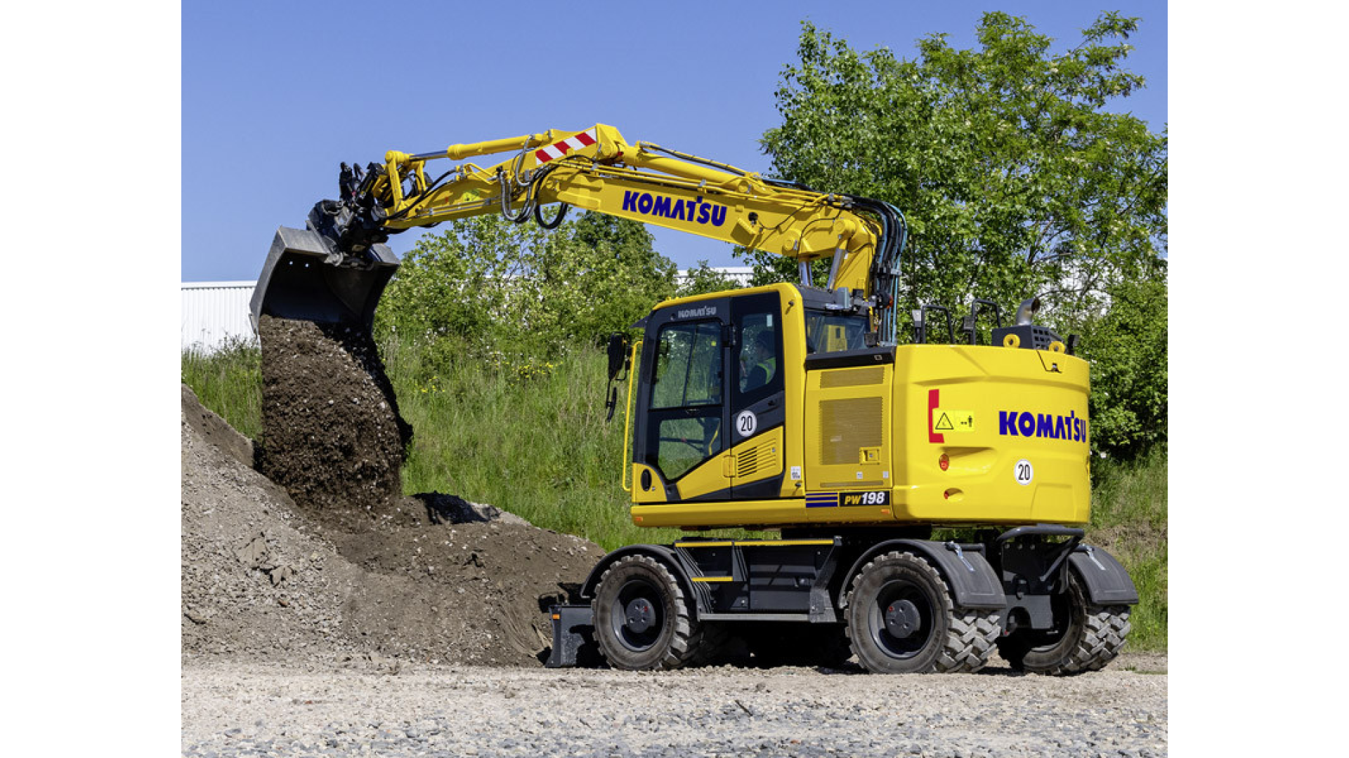 Escavatore KOMATSU PW198-11